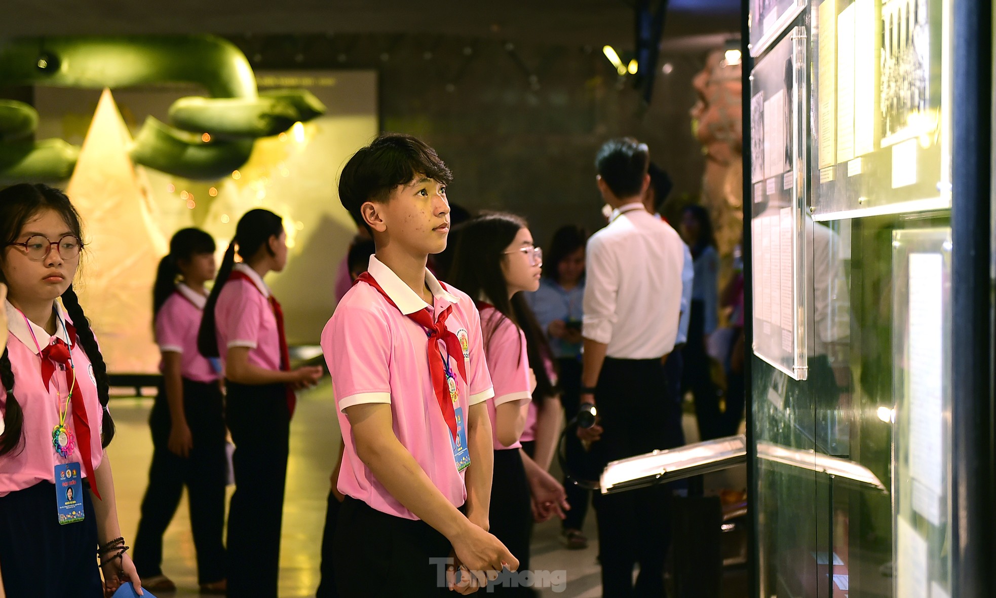 'Ai yêu Bác Hồ Chí Minh hơn thiếu niên nhi đồng' ảnh 10