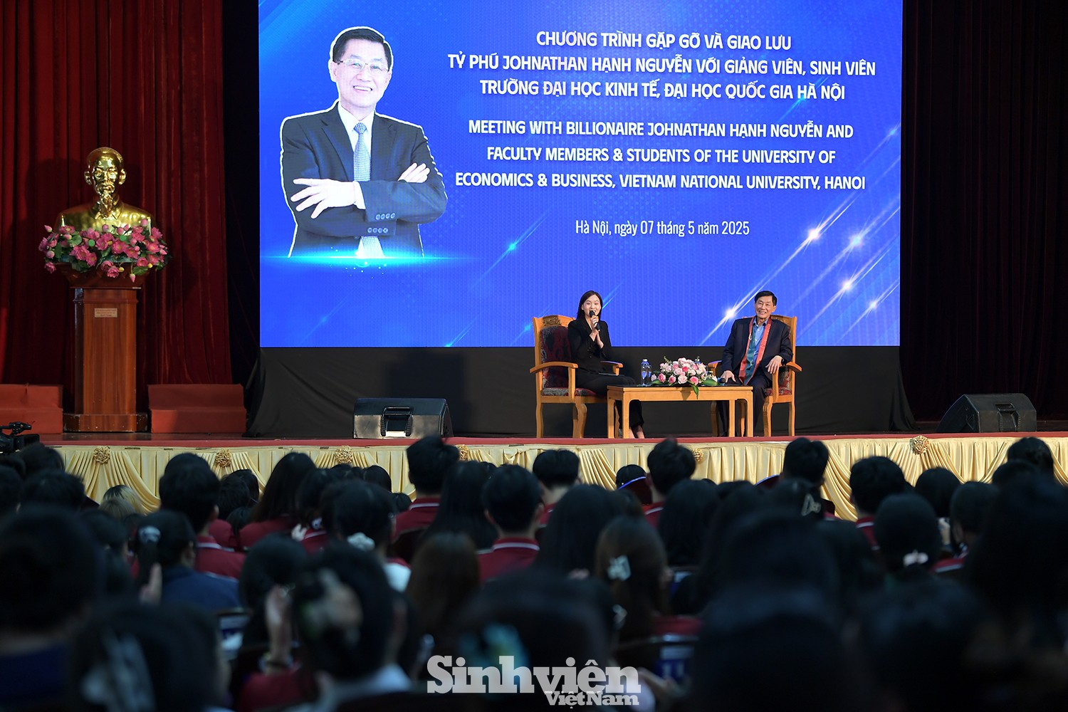 Sinh viên UEB nghe tỷ phú Johnathan Hạnh Nguyễn kể chuyện đời, chuyện nghề và truyền lửa khởi nghiệp ảnh 9