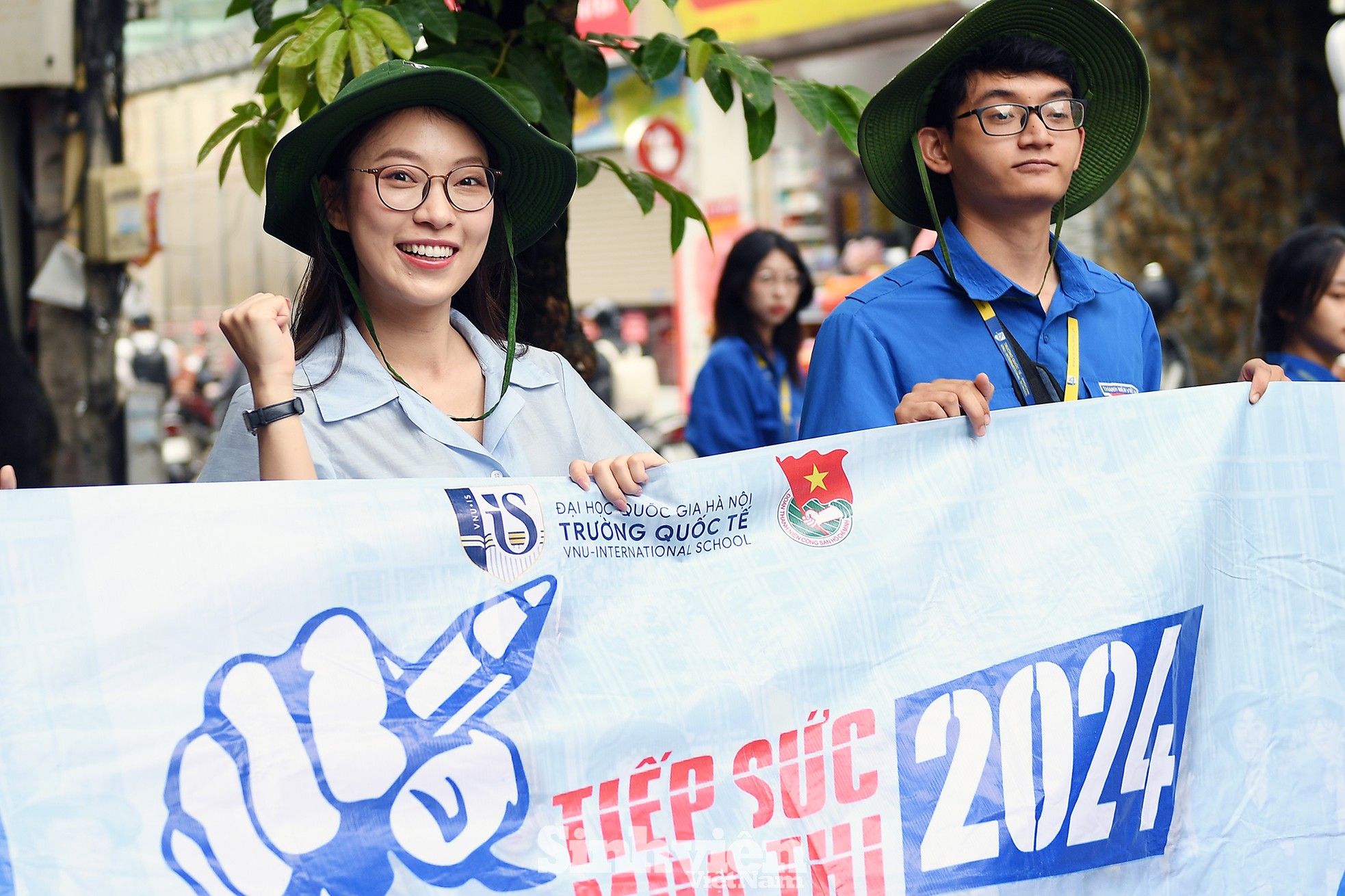 MC Khánh Vy: ‘Tiếp sức mùa thi như một người bạn đồng hành lâu năm của các sĩ tử’ ảnh 1