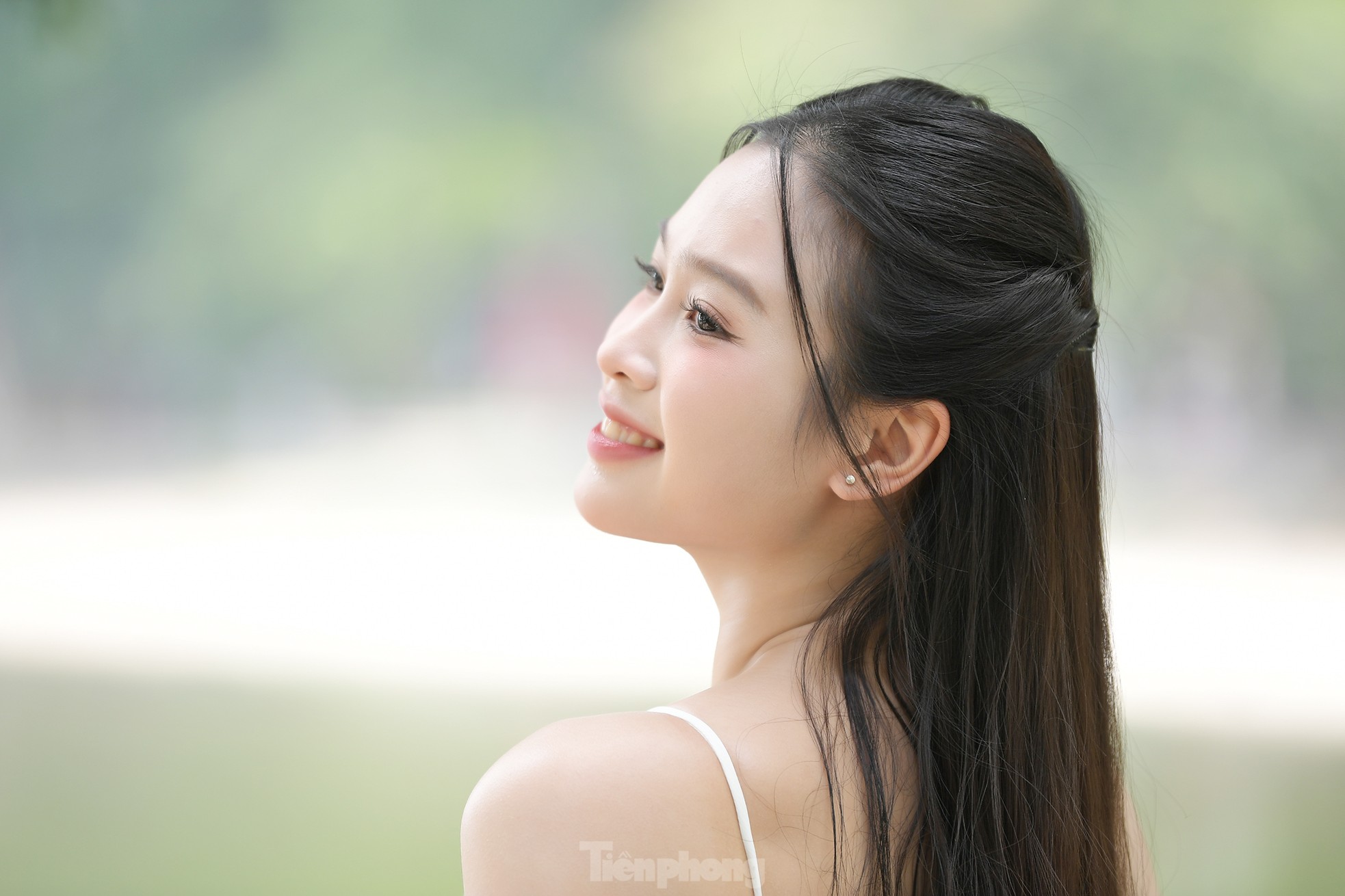 Người đẹp Tuyên Quang muốn dự đoán mình đăng quang Hoa hậu Việt Nam ảnh 5