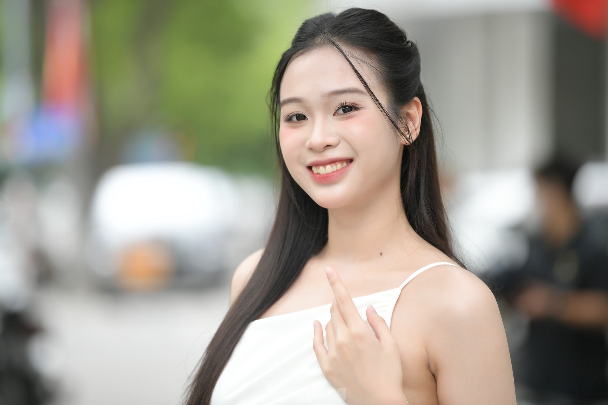 Người đẹp Tuyên Quang muốn dự đoán mình đăng quang Hoa hậu Việt Nam ảnh 9