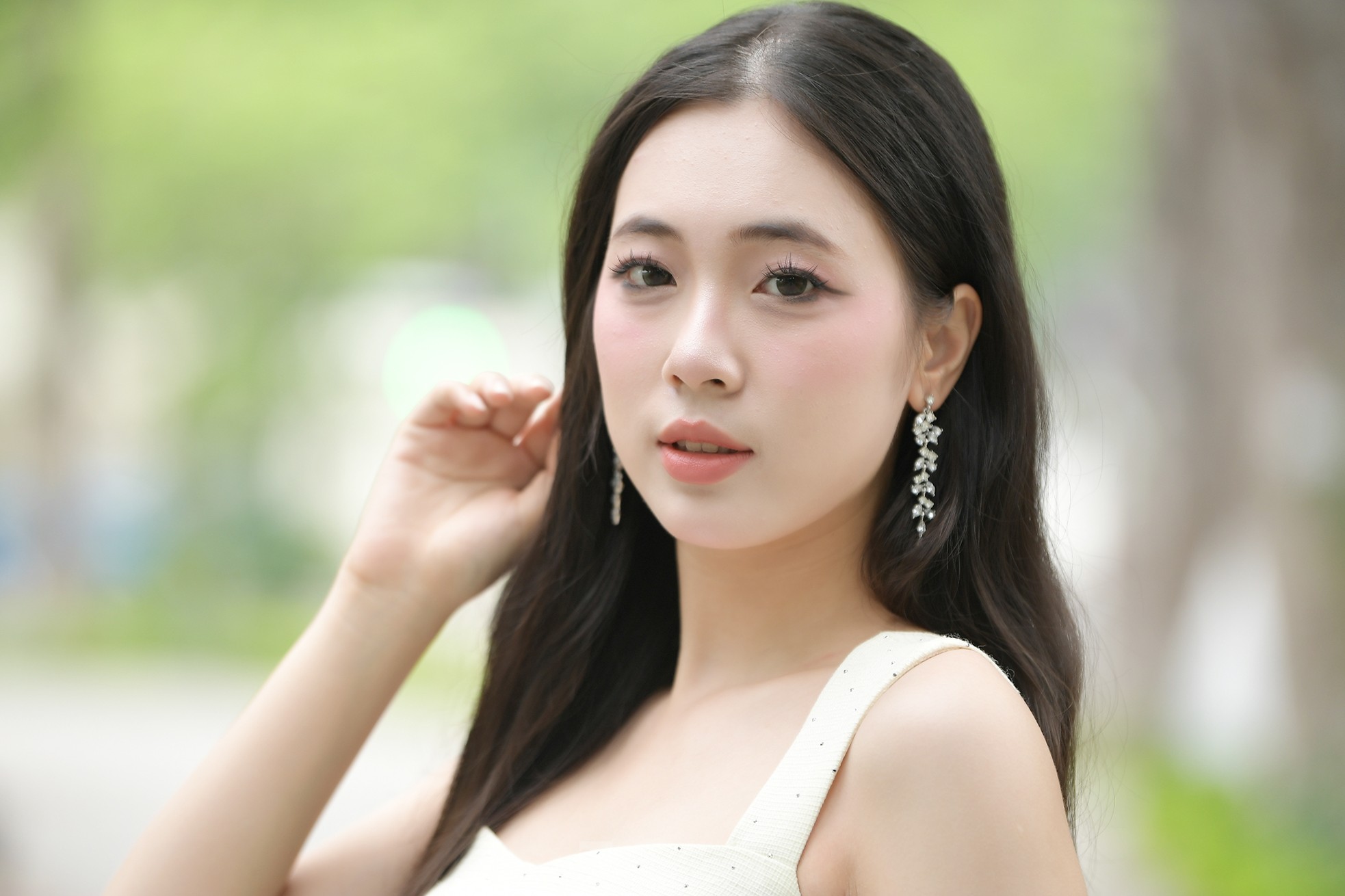Cô gái Hà Nội ở Hoa hậu Việt Nam: 'Chứng chỉ IELTS 7.0 không nói lên điều gì’ ảnh 1