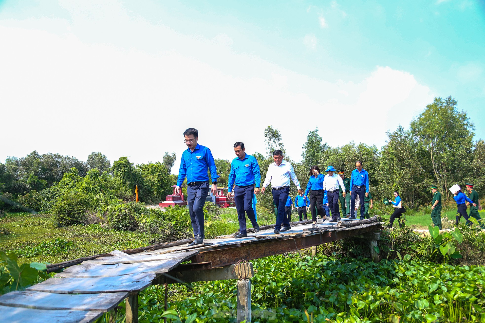 Gắn kết yêu thương, vun đắp miền biên thùy ảnh 11