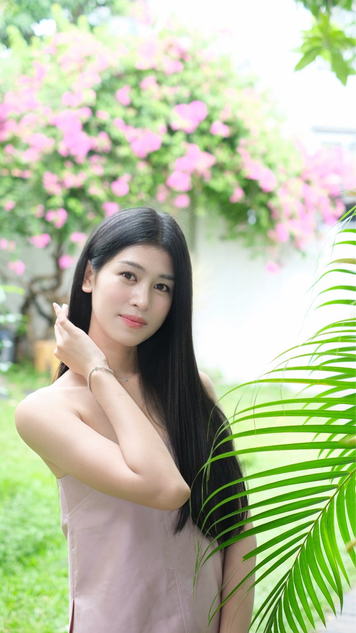 Cận nhan sắc cô gái 19 tuổi vào chung kết Hoa hậu Việt Nam ảnh 21