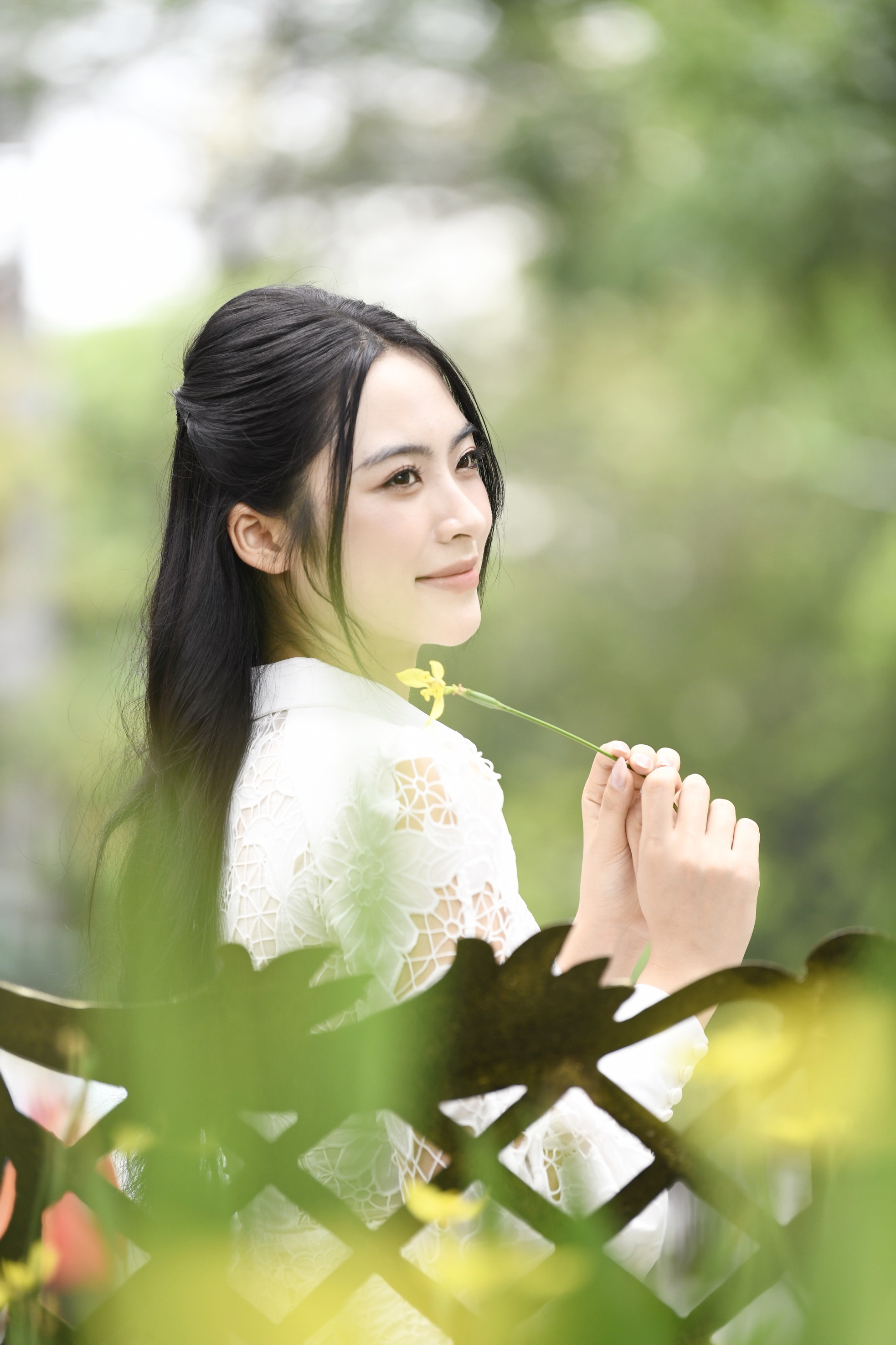 Thí sinh Vân Nhi ở Hoa hậu Việt Nam: 'Muốn đăng quang để làm rạng danh Hải Phòng' ảnh 19