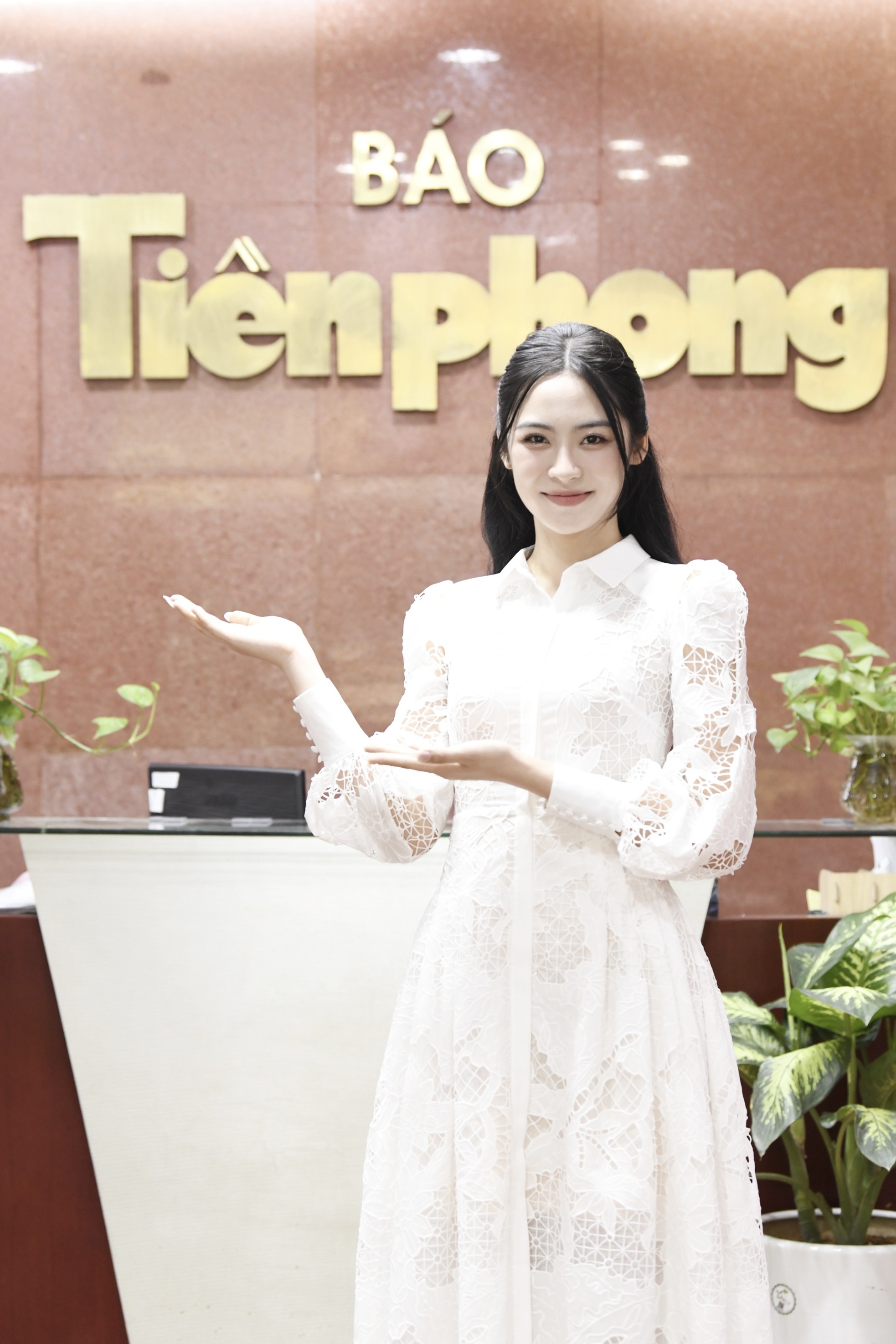 Thí sinh Vân Nhi ở Hoa hậu Việt Nam: 'Muốn đăng quang để làm rạng danh Hải Phòng' ảnh 2