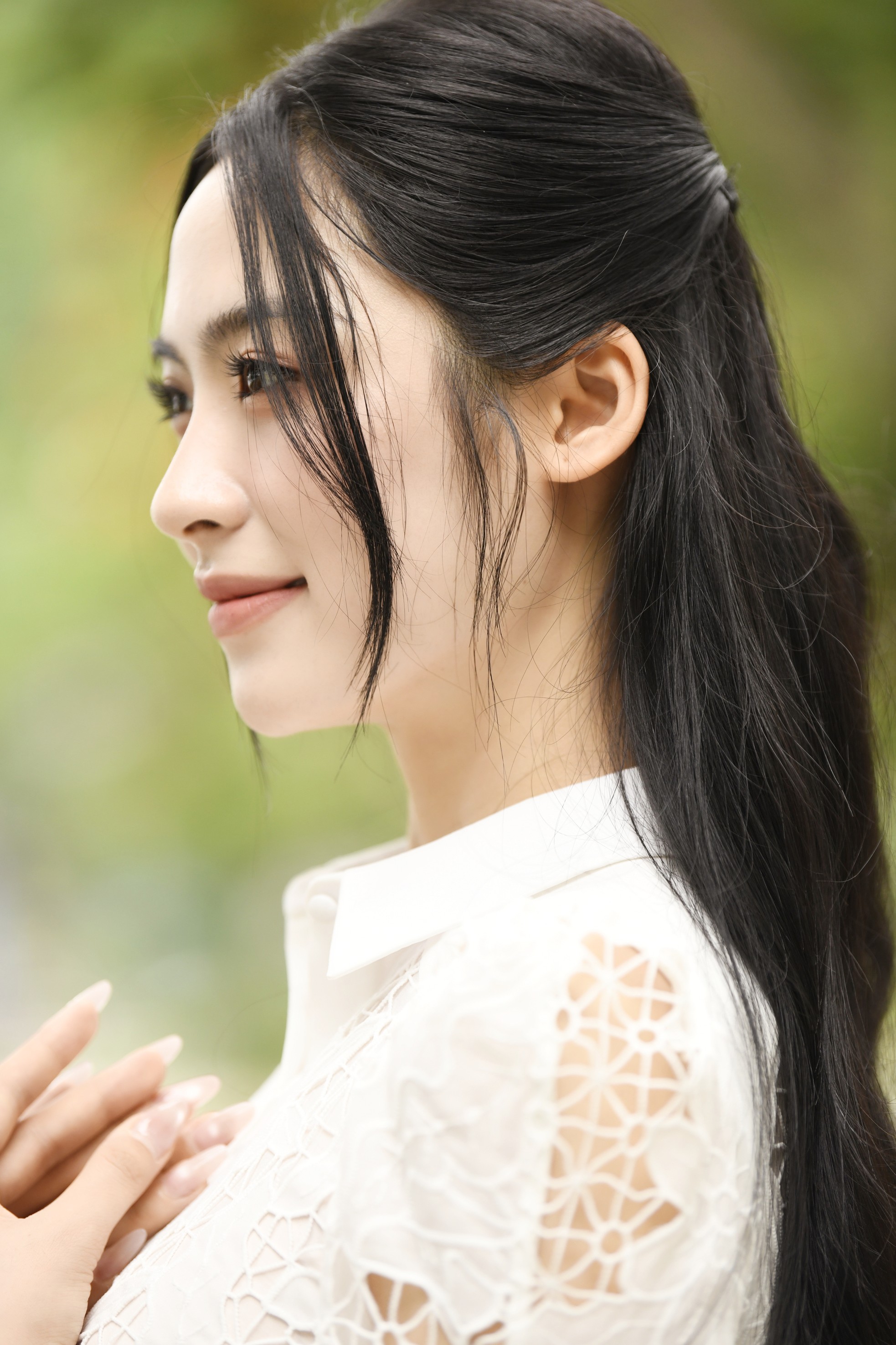 Thí sinh Vân Nhi ở Hoa hậu Việt Nam: 'Muốn đăng quang để làm rạng danh Hải Phòng' ảnh 9