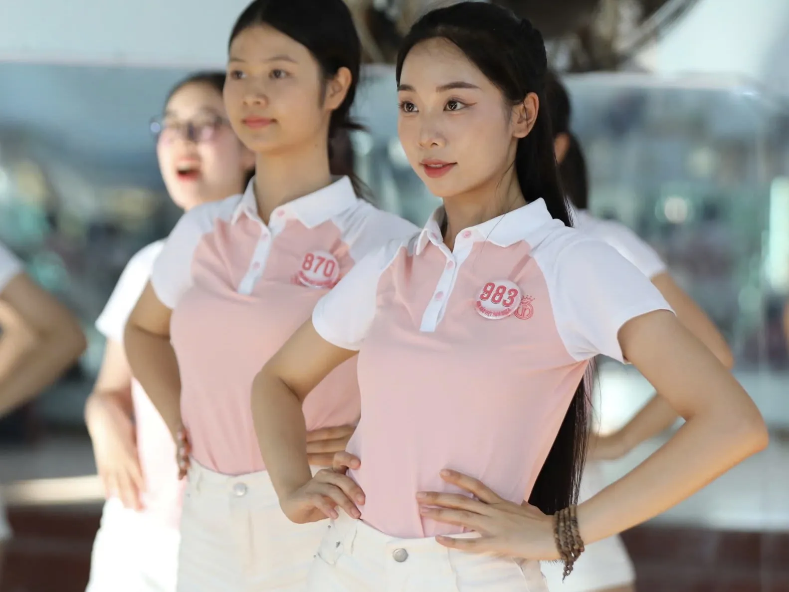 Thí sinh Hoa hậu Việt Nam bứt phá ấn tượng về sắc vóc, trí tuệ ảnh 10