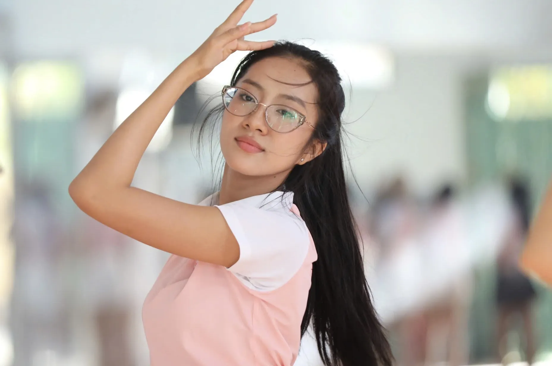 Thí sinh Hoa hậu Việt Nam bứt phá ấn tượng về sắc vóc, trí tuệ ảnh 12