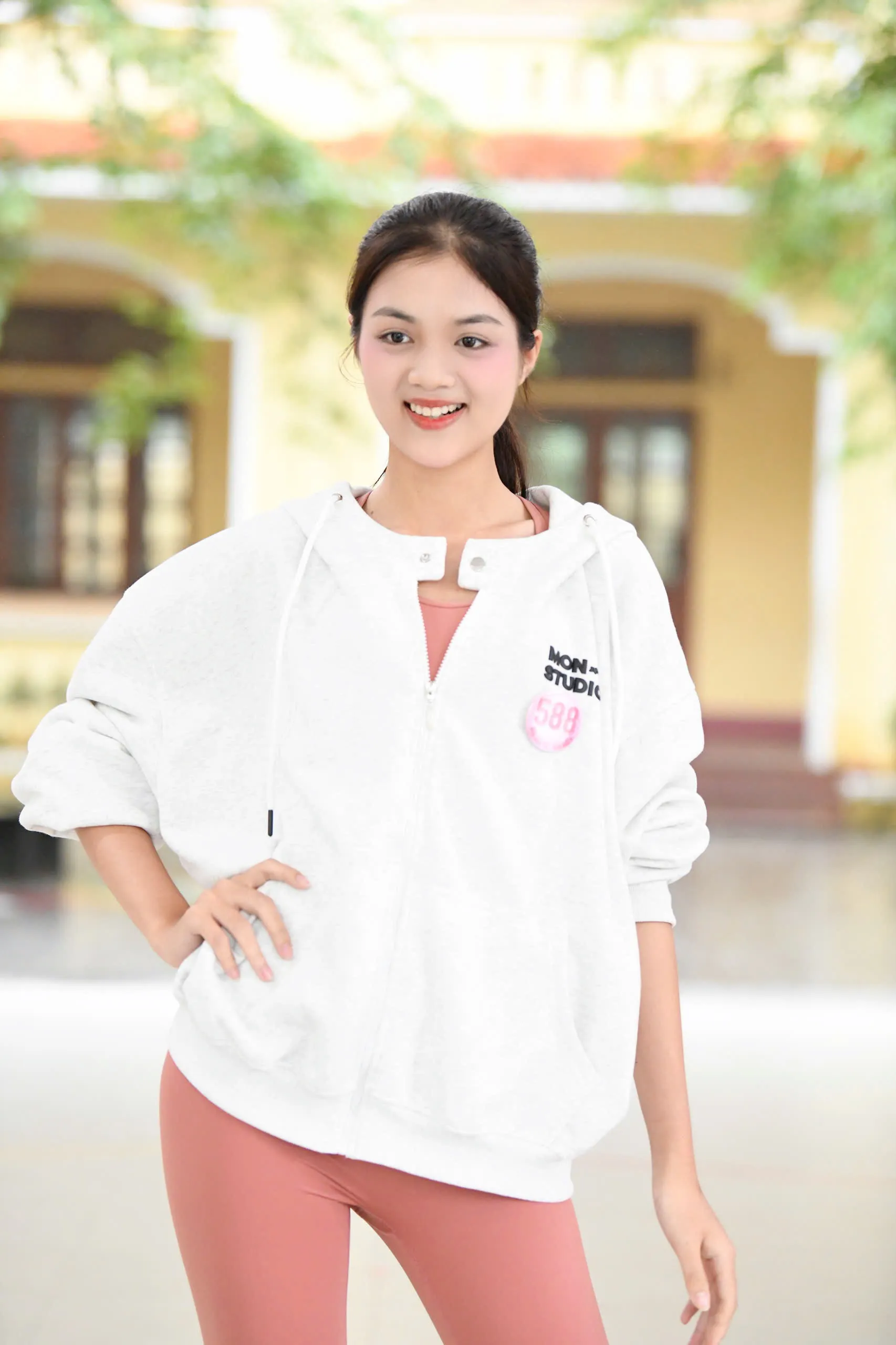 Mặt mộc của thí sinh Hoa hậu Việt Nam ảnh 15