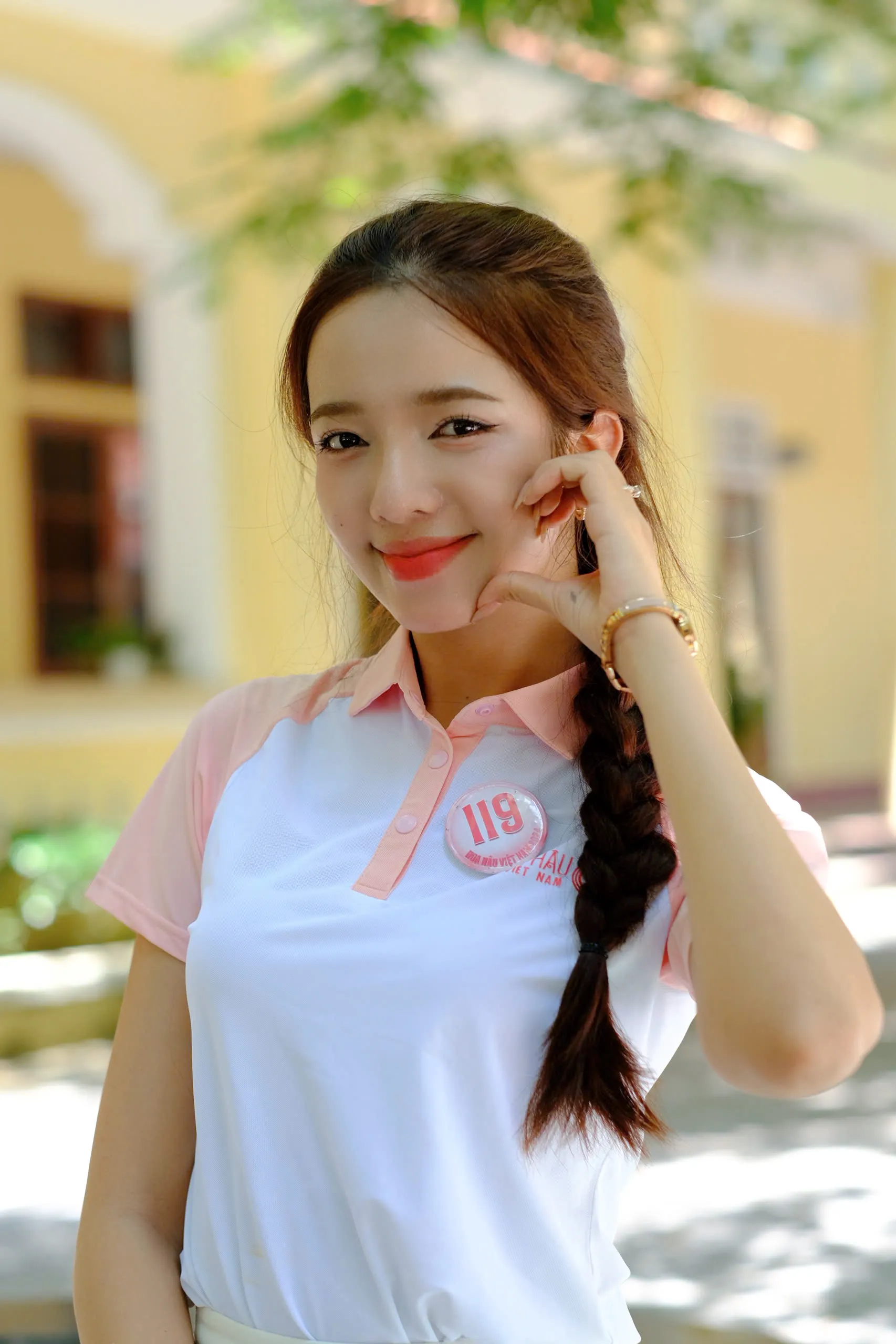 Thí sinh Hoa hậu Việt Nam rạng rỡ ngày trở lại Huế ảnh 27