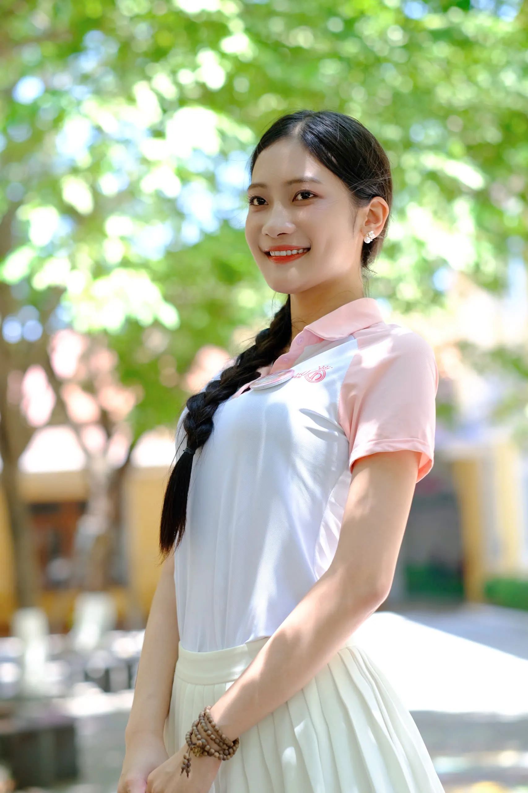 Thí sinh Hoa hậu Việt Nam rạng rỡ ngày trở lại Huế ảnh 30