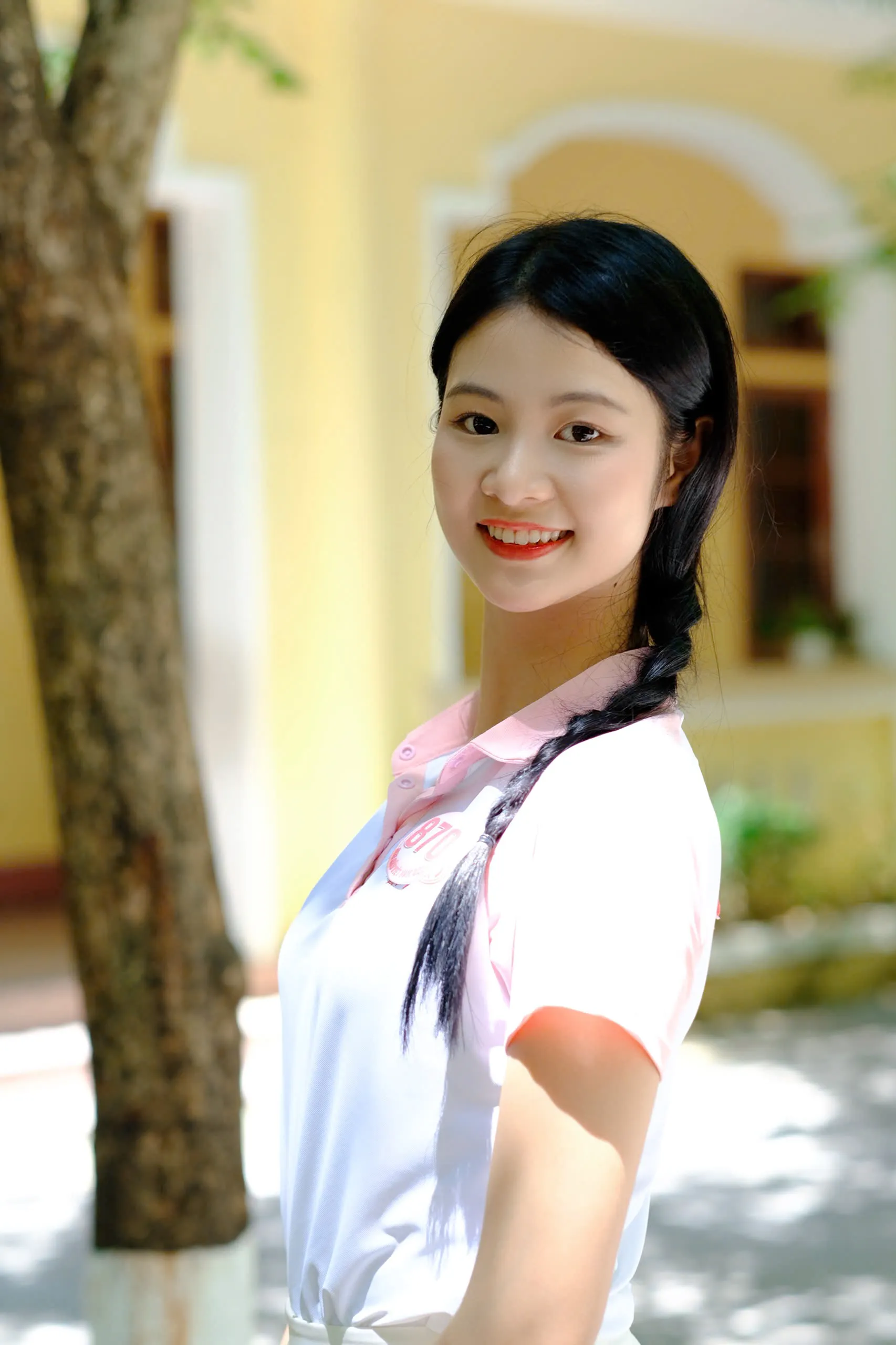 Thí sinh Hoa hậu Việt Nam rạng rỡ ngày trở lại Huế ảnh 17