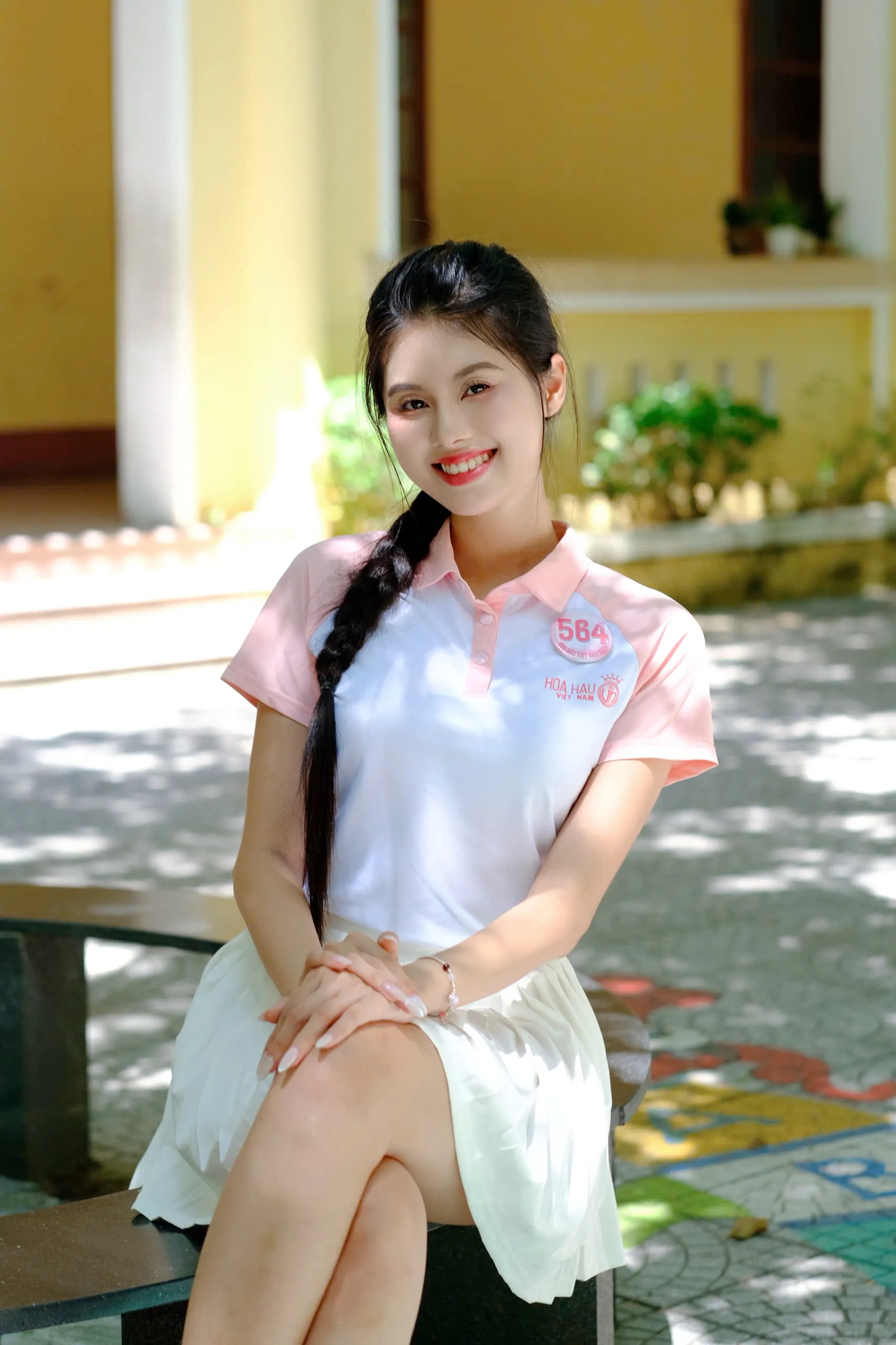 Thí sinh Hoa hậu Việt Nam rạng rỡ ngày trở lại Huế ảnh 8