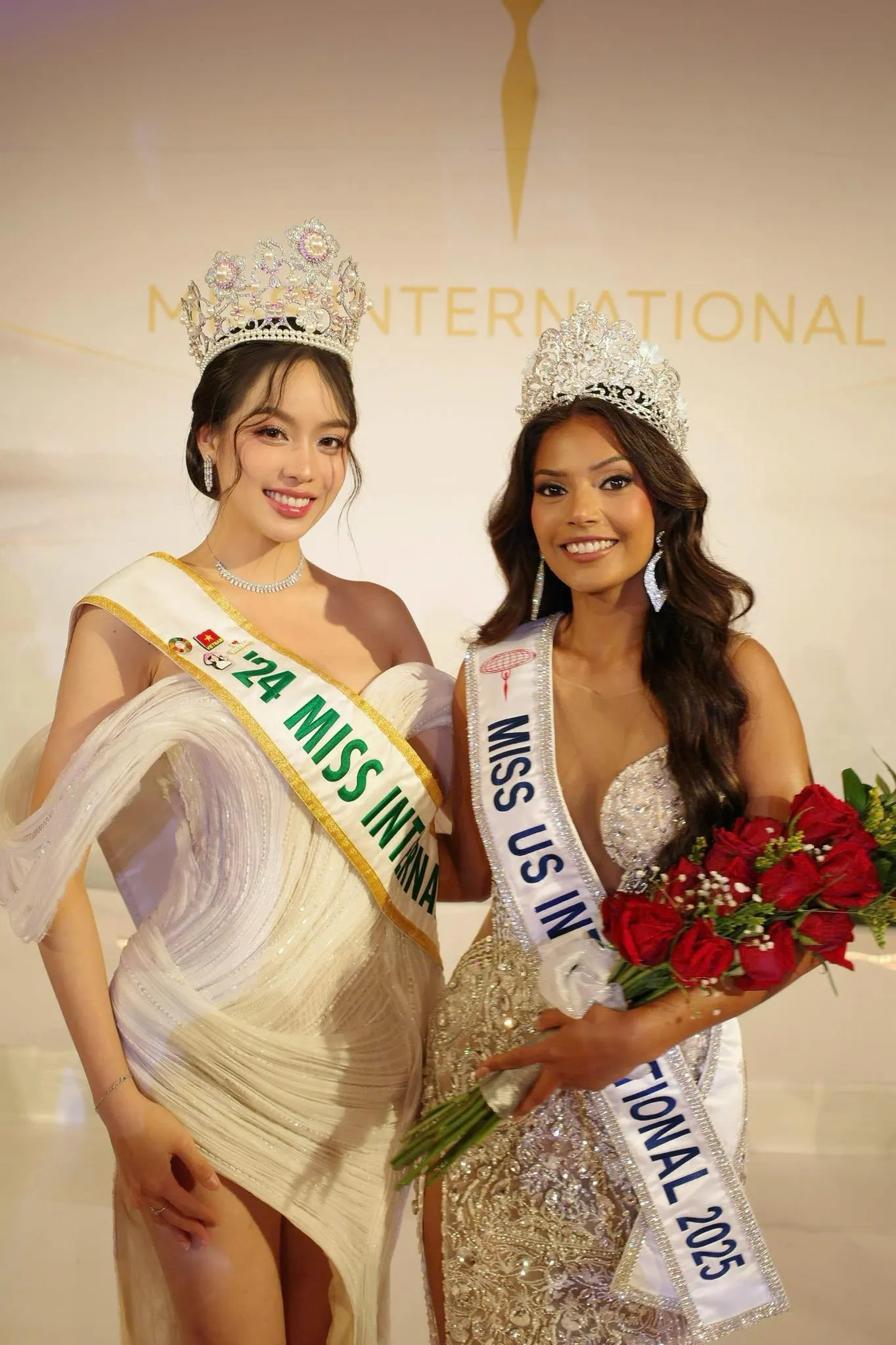 Thanh Thủy gặp đương kim Hoa hậu Trái Đất ở Mỹ ảnh 5