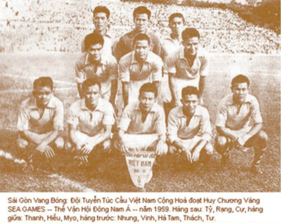 Chuyện chưa kể về trận cầu thống nhất Bắc - Nam sau ngày non sông liền một dải ảnh 2
