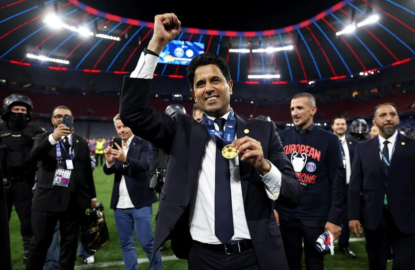 Nasser Al-Khelaifi, hành trình từ làng chài nghèo khó đến ông chủ PSG ảnh 9