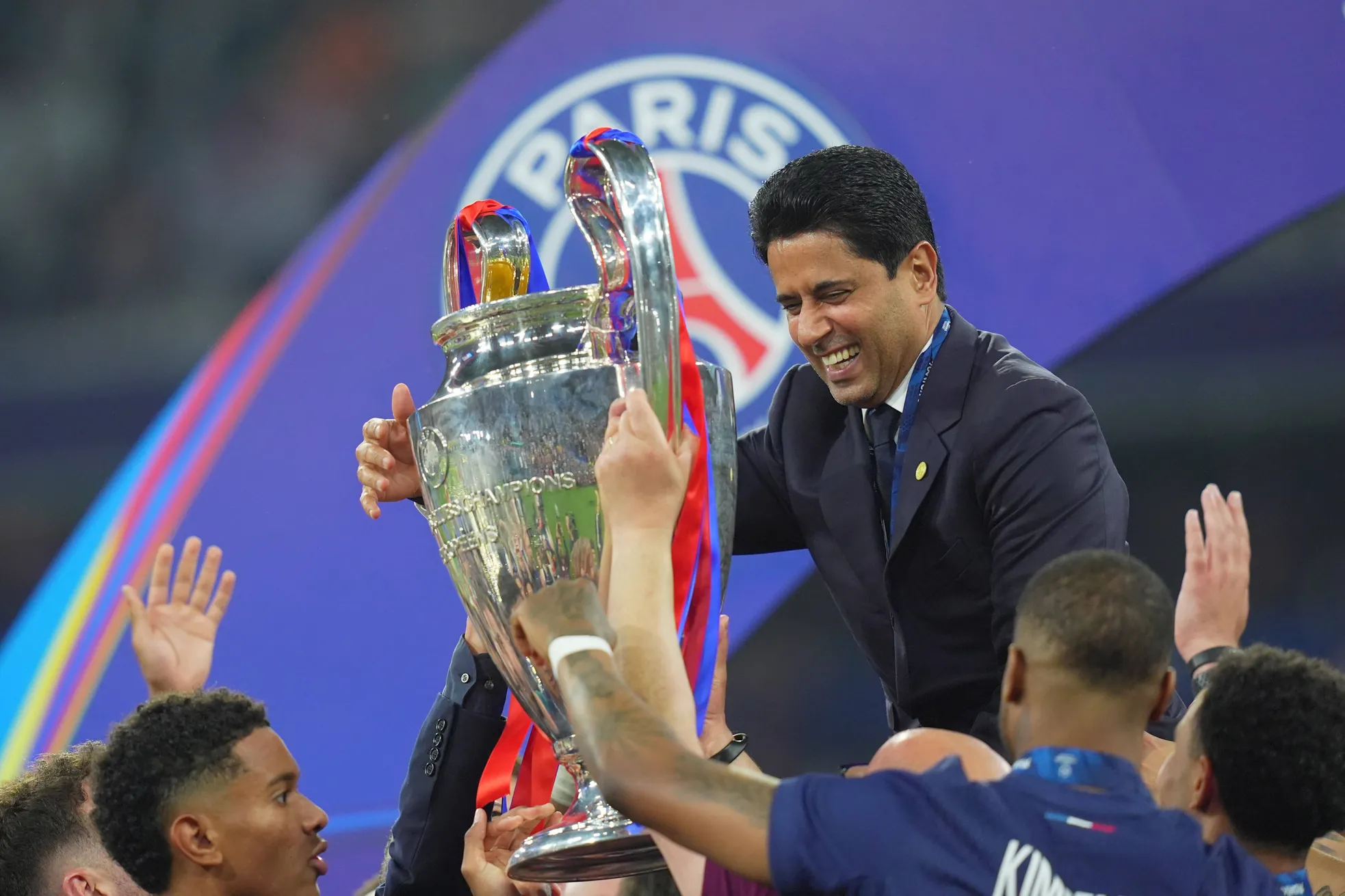 Nasser Al-Khelaifi, hành trình từ làng chài nghèo khó đến ông chủ PSG ảnh 1