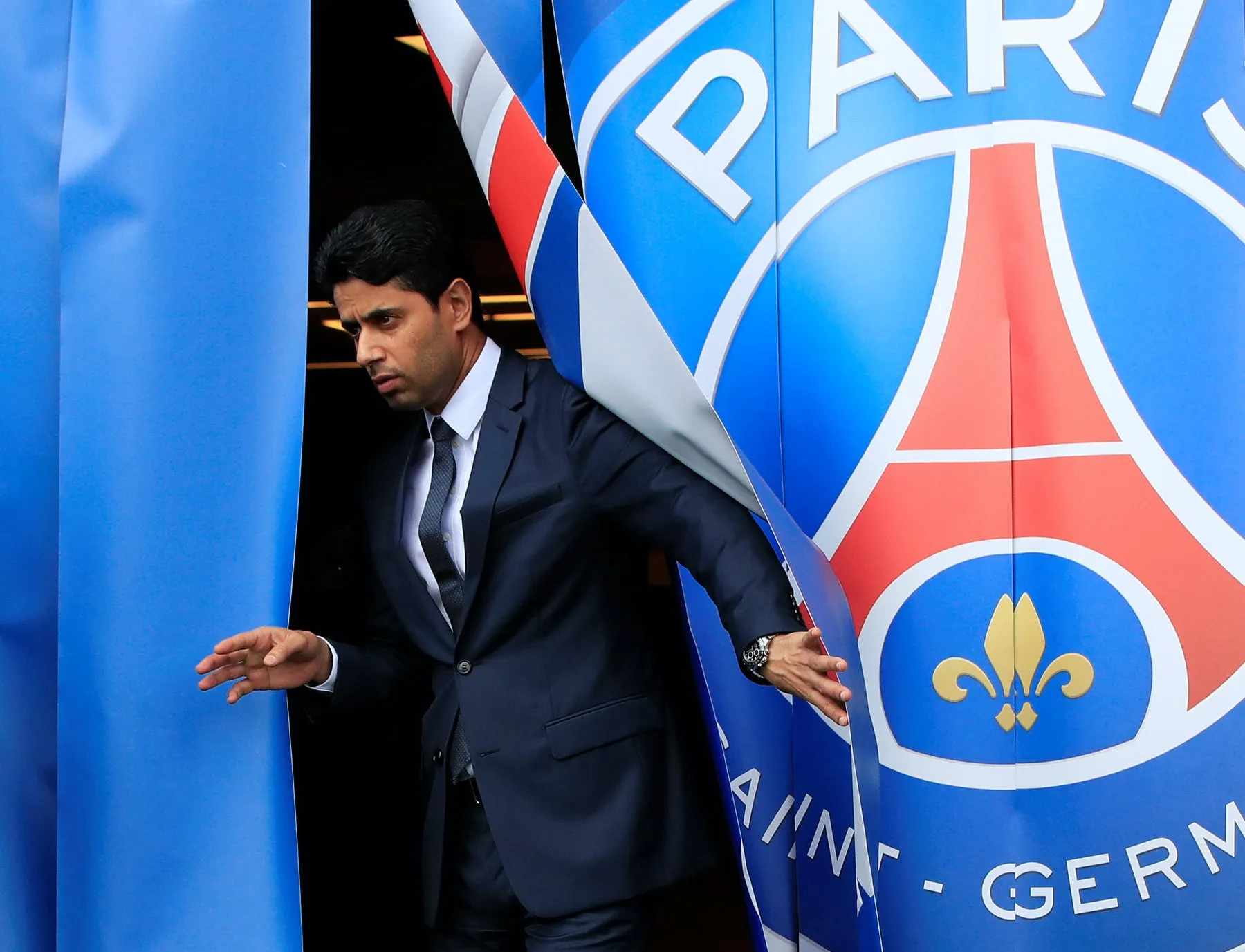 Nasser Al-Khelaifi, hành trình từ làng chài nghèo khó đến ông chủ PSG ảnh 5