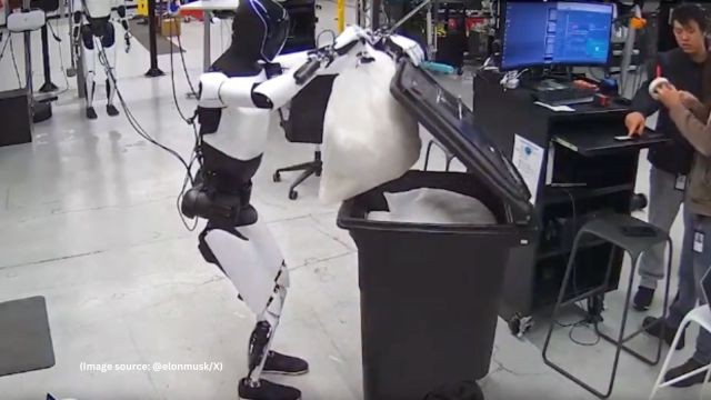 Elon Musk khoe robot Optimus làm việc nhà, gây sốt mạng xã hội ảnh 1