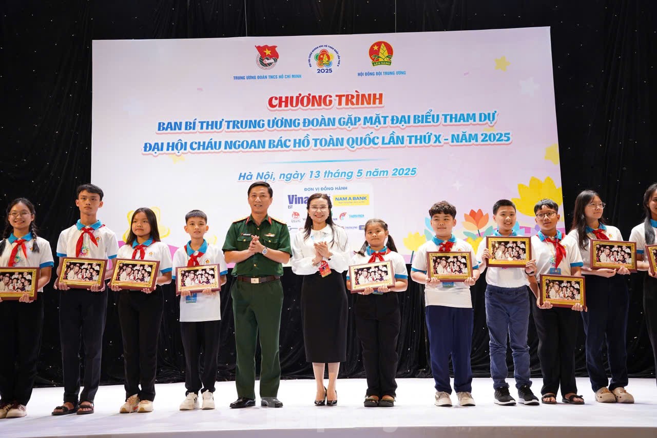 Bí thư Trung ương Đoàn gặp mặt đại biểu Cháu ngoan Bác Hồ toàn quốc ảnh 2