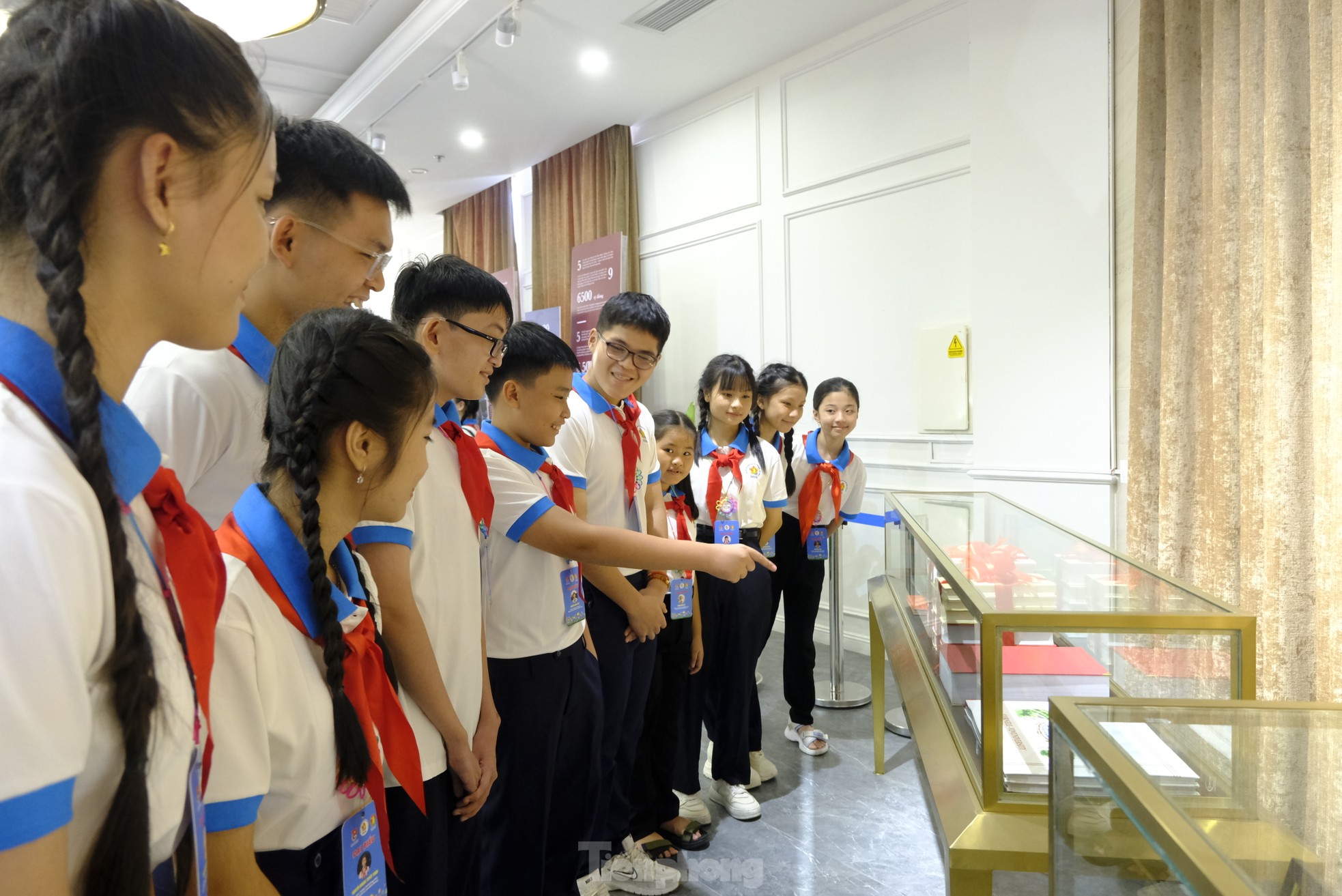 Đại biểu Cháu ngoan Bác Hồ trải nghiệm không gian sáng tạo tại các tập đoàn hàng đầu Việt Nam ảnh 9