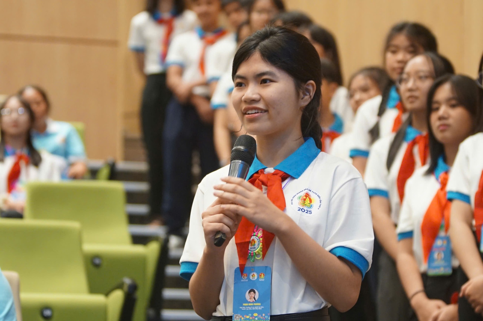 Đại biểu Cháu ngoan Bác Hồ trải nghiệm không gian sáng tạo tại các tập đoàn hàng đầu Việt Nam ảnh 4