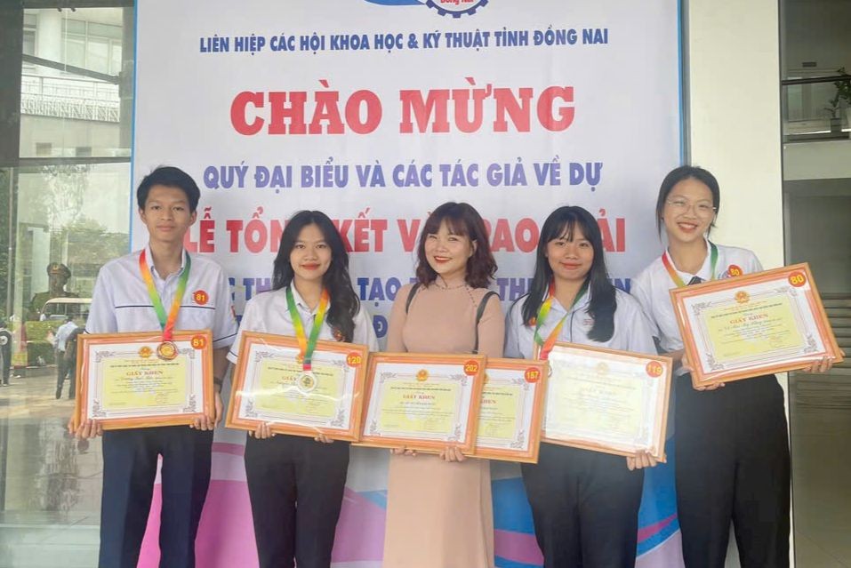 Học cách làm điều nhỏ với một tình yêu lớn ảnh 9