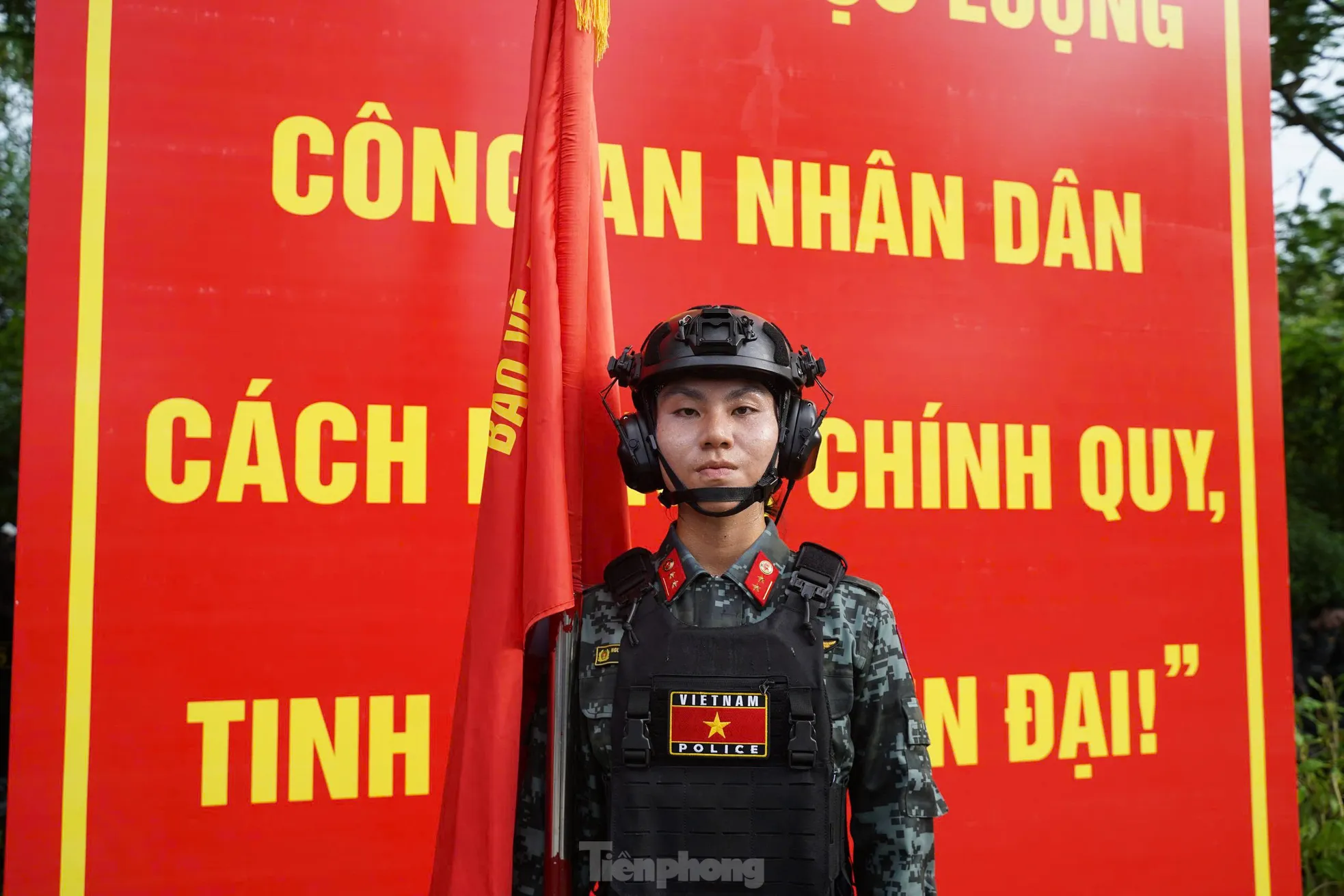 'Hoa thép' nở trên thao trường ảnh 5