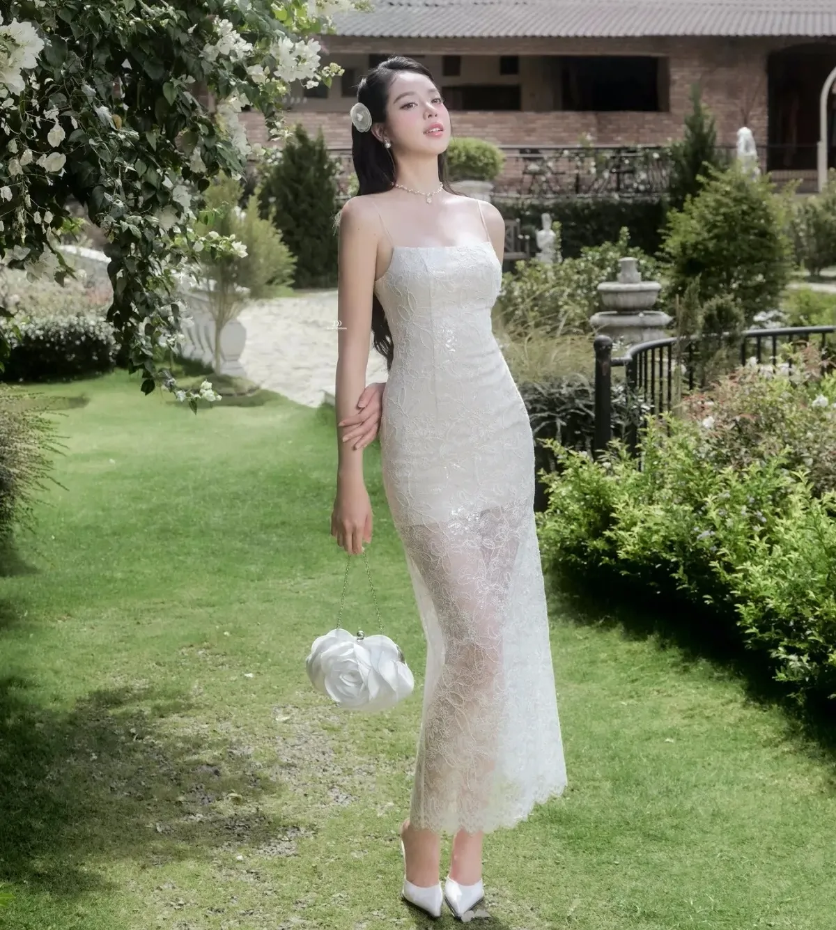 Vẻ đẹp nàng thơ của Hoa hậu Huỳnh Thị Thanh Thủy ảnh 3