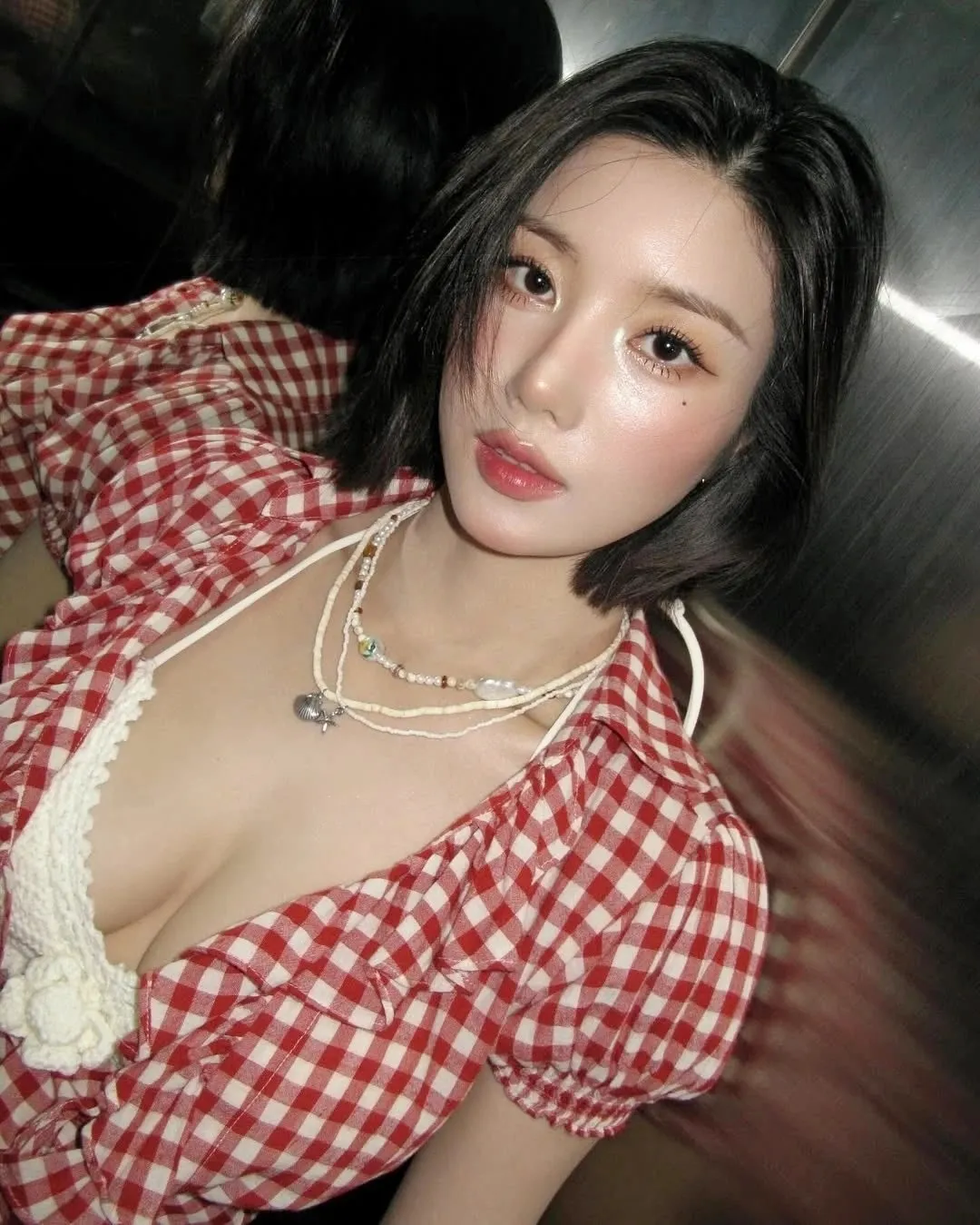 Vũ đạo nóng bỏng khiến Kwon Eun Bi gây tranh cãi ảnh 13