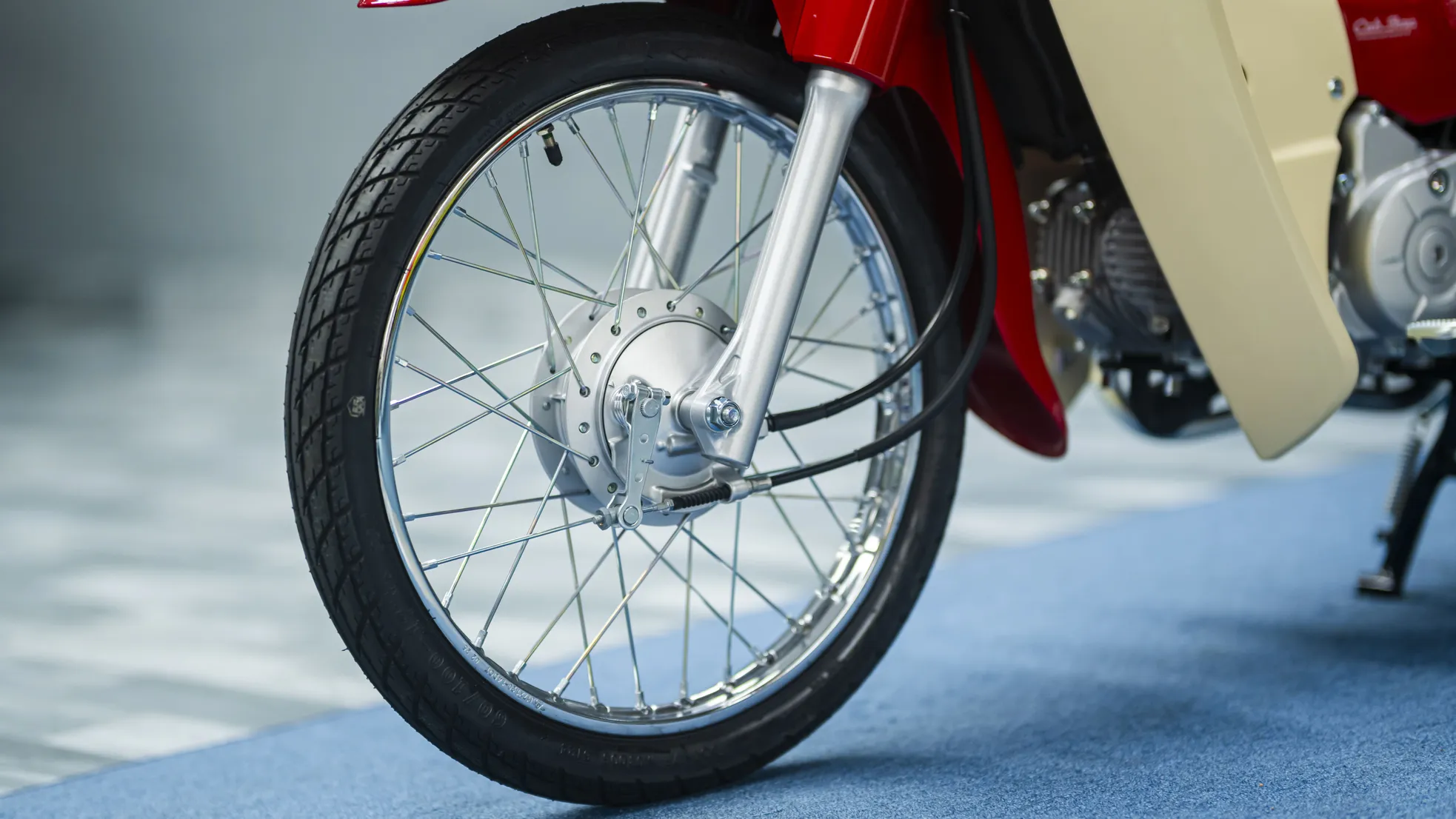 Honda Super Cub bản giới hạn được đưa về Việt Nam ảnh 9