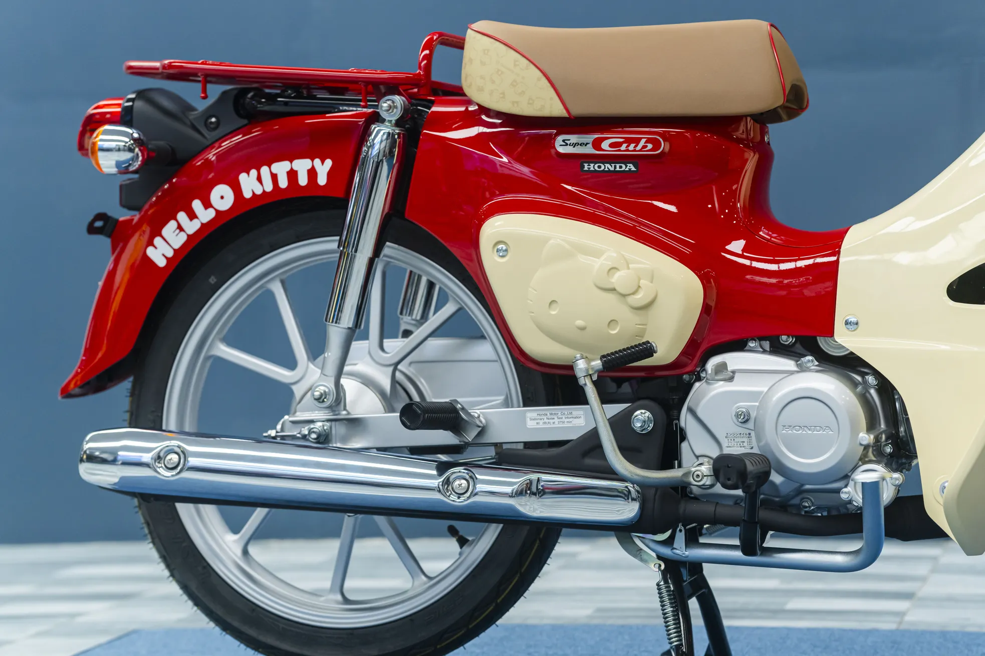 Honda Super Cub bản giới hạn được đưa về Việt Nam ảnh 14