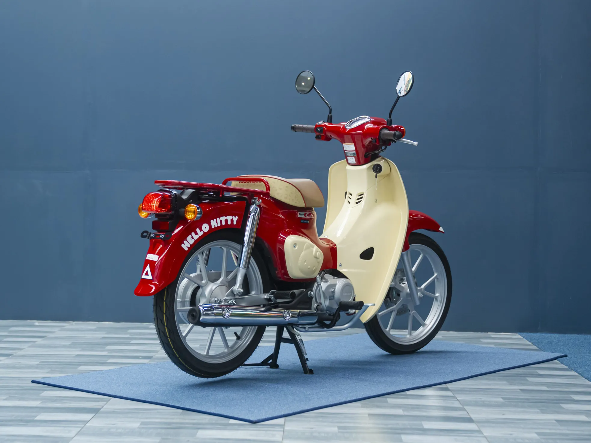 Honda Super Cub bản giới hạn được đưa về Việt Nam ảnh 3