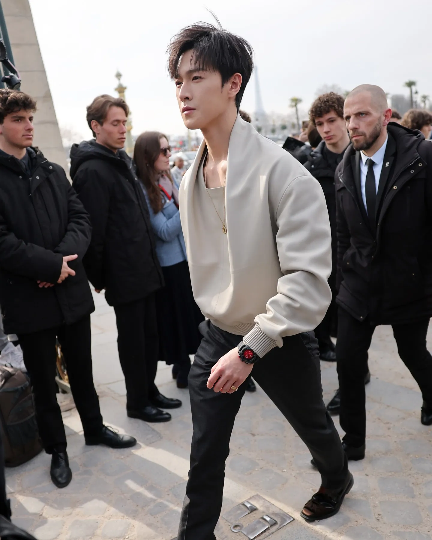 Show Dior tại Paris: Mingyu SEVENTEEN, TXT bảnh bao, “mẹ bầu” Rihanna gây choáng ảnh 7