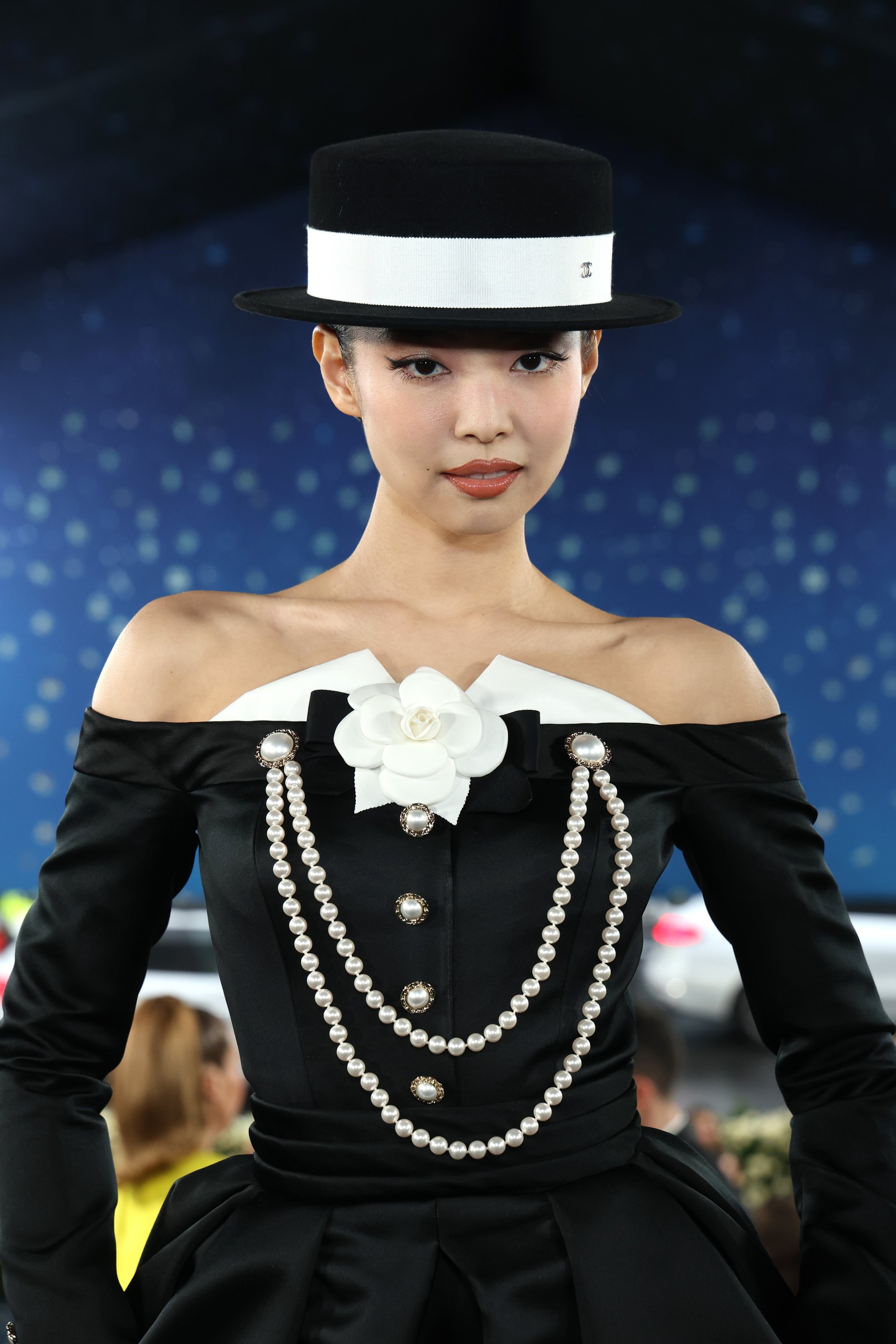 Met Gala 2025: Lisa debut gây choáng, Jennie “tuyệt đối điện ảnh”, Rosé chưa đủ "wow" ảnh 4