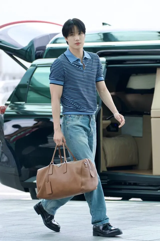 Show Prada tại Milan: Kai EXO, Lee Do Hyun gây bất ngờ, Sana TWICE nhạt nhoà ảnh 3