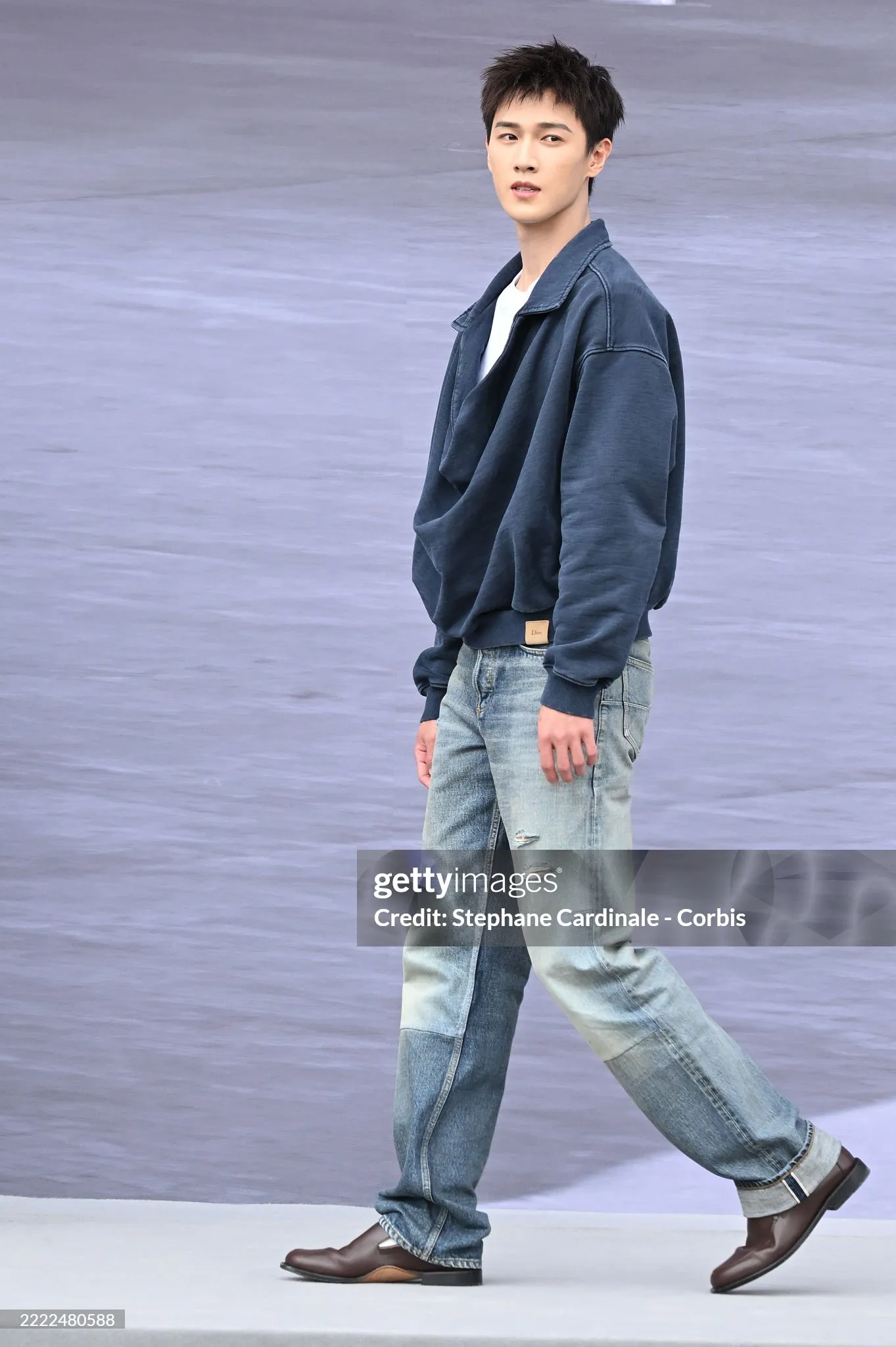 Show Dior tại Paris: Mingyu SEVENTEEN, TXT bảnh bao, “mẹ bầu” Rihanna gây choáng ảnh 8