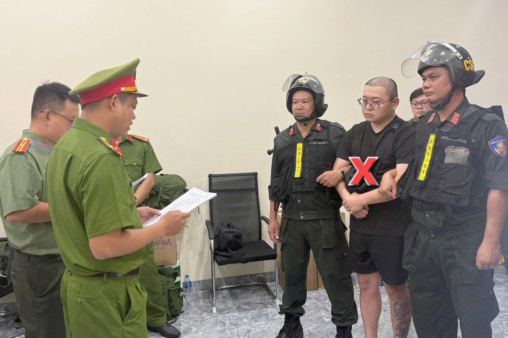 TPHCM 24/7: Người dân chiêm bái xá lợi Đức Phật cần lưu ý gì? Nhặt drone không trả sẽ bị xử lý thế nào? ảnh 4