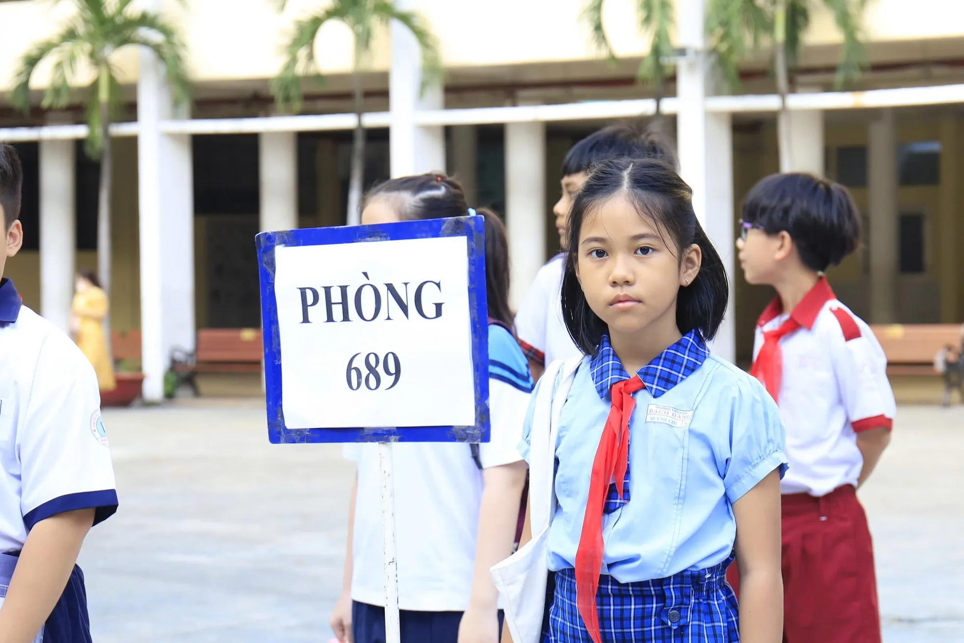 Cận cảnh cuộc đua tranh suất vào lớp 6 'căng' hơn tuyển sinh đại học ở TPHCM ảnh 3