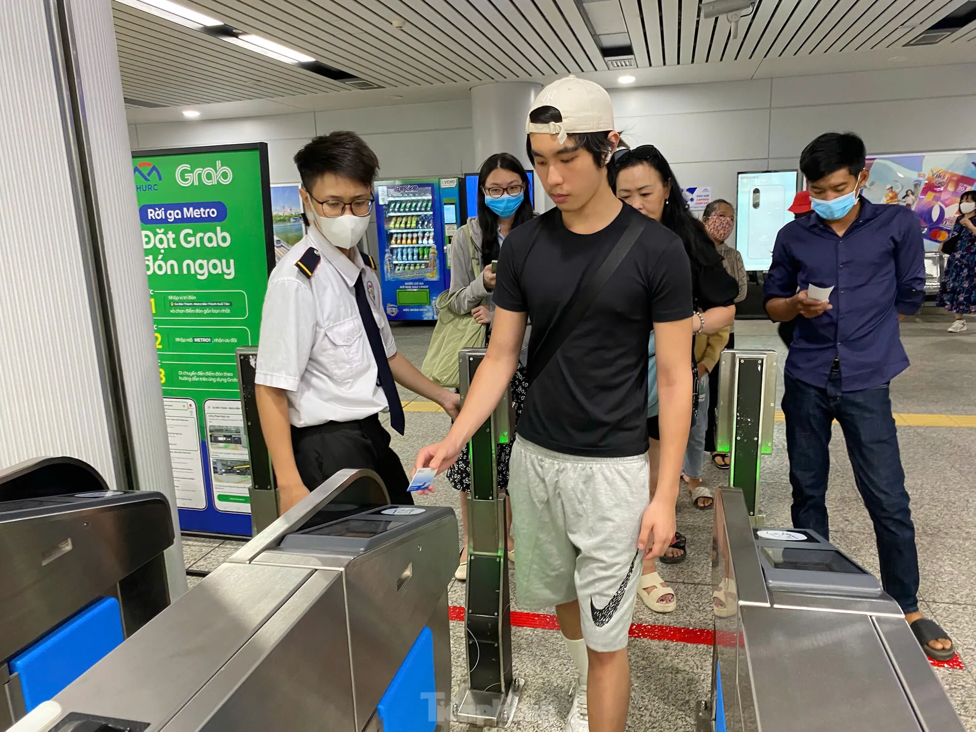 Mua vé tự động đi metro TPHCM bị trả lại tiền liên tục, người dân cần lưu ý gì? ảnh 6