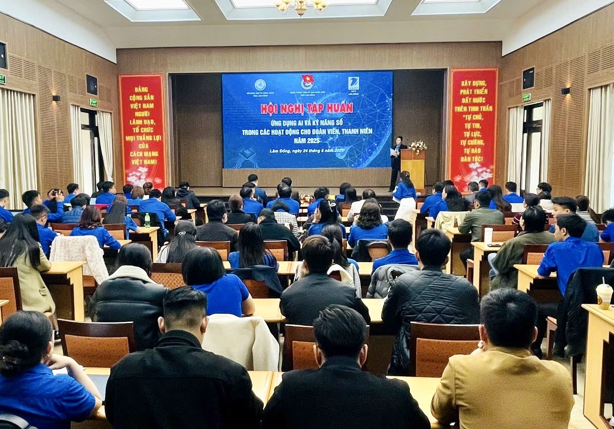 Tuổi trẻ Lâm Đồng phấn đấu 'Bình dân học vụ số' tại 100% xã phường ảnh 11