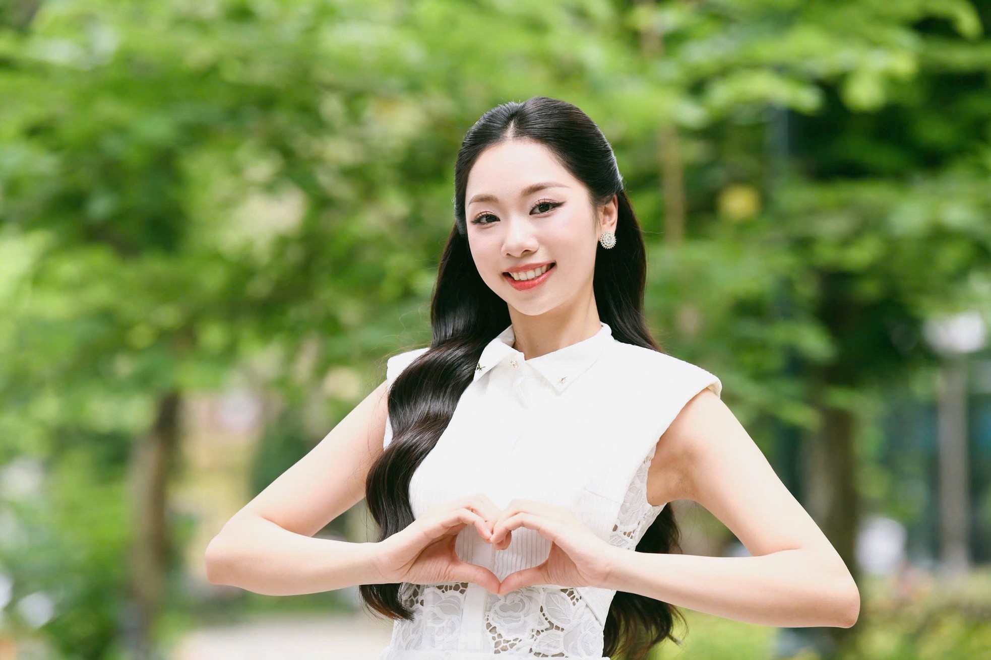 Thí sinh học 2 đại học top đầu cùng lúc ở Hoa hậu Việt Nam: 'Tôi không có bí quyết gì trong học tập' ảnh 4