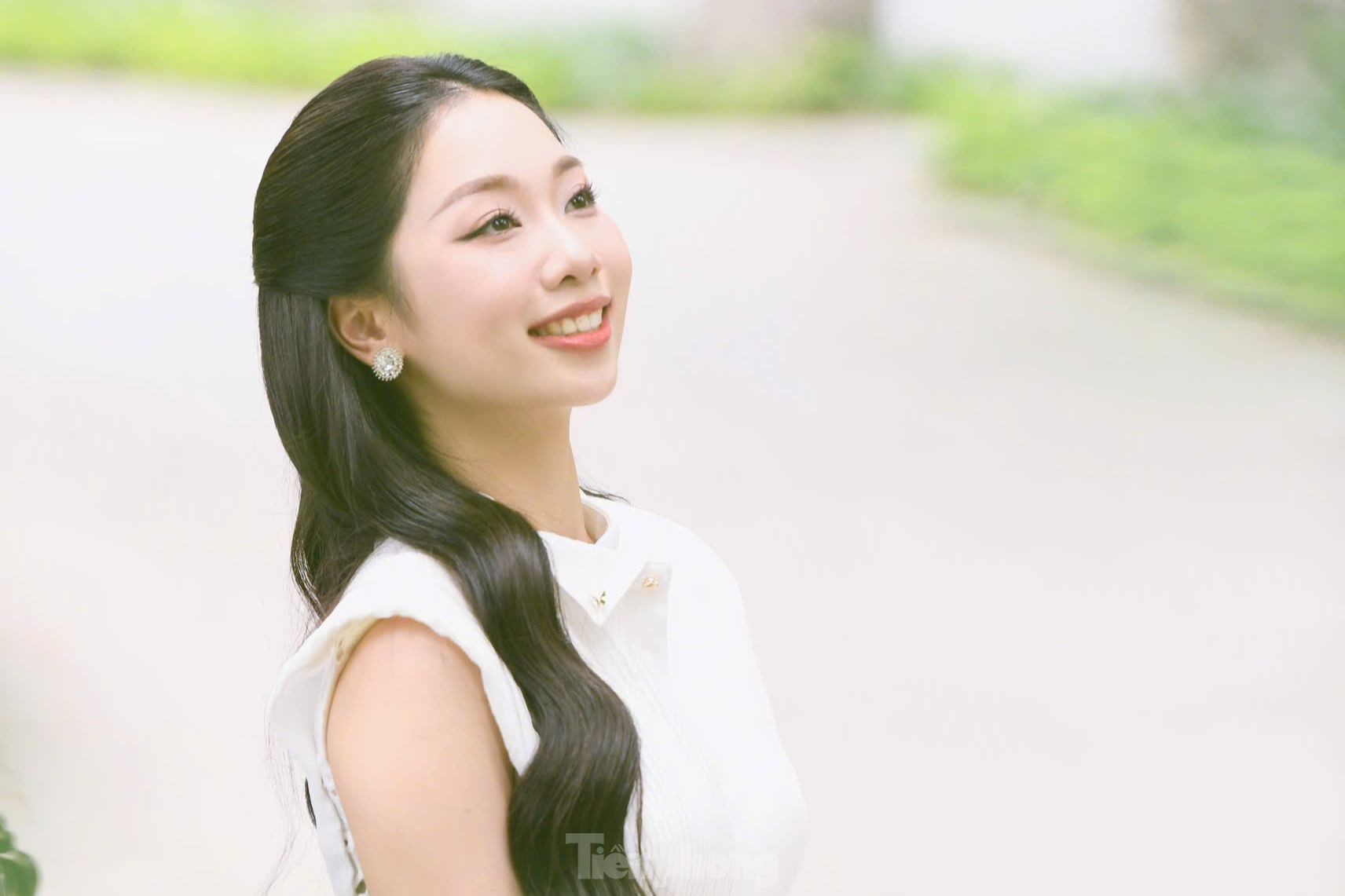 Thí sinh học 2 đại học top đầu cùng lúc ở Hoa hậu Việt Nam: 'Tôi không có bí quyết gì trong học tập' ảnh 7
