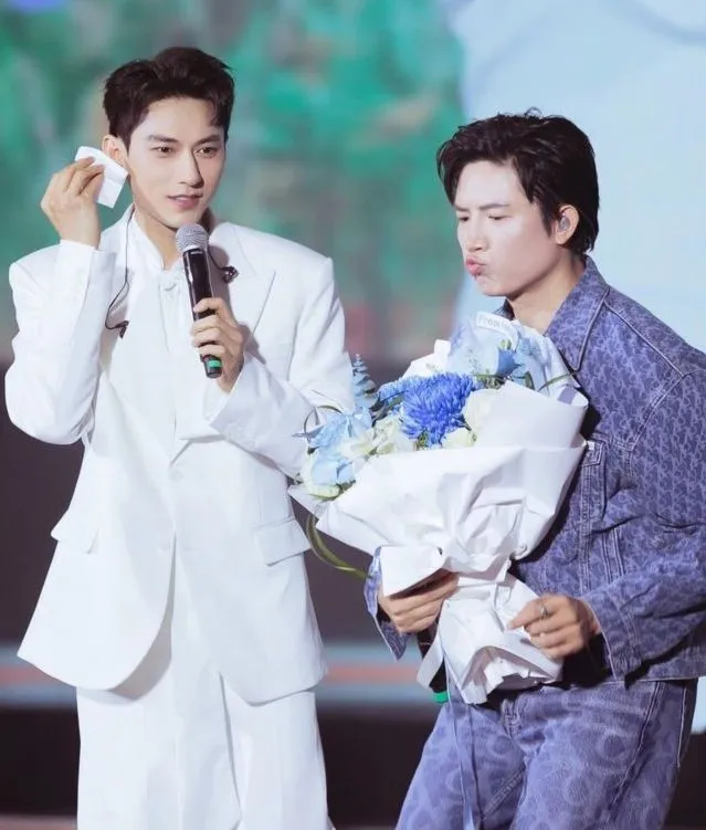 Showbiz 16/6: Nhạc sĩ Nguyễn Văn Chung day dứt khi con hỏi về mẹ ảnh 5