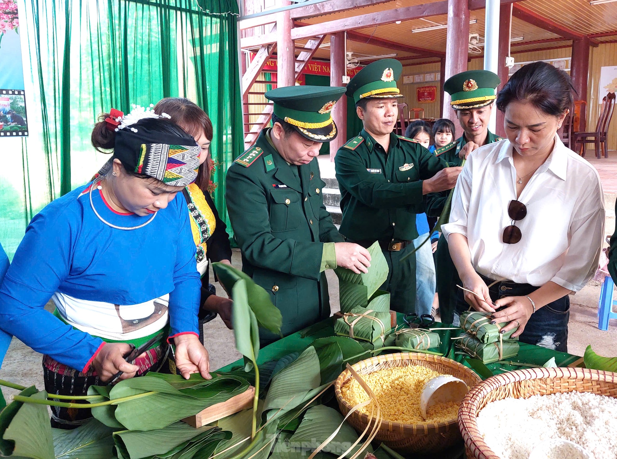 Điệu múa khua luống của bà con dân tộc Thái ảnh 10