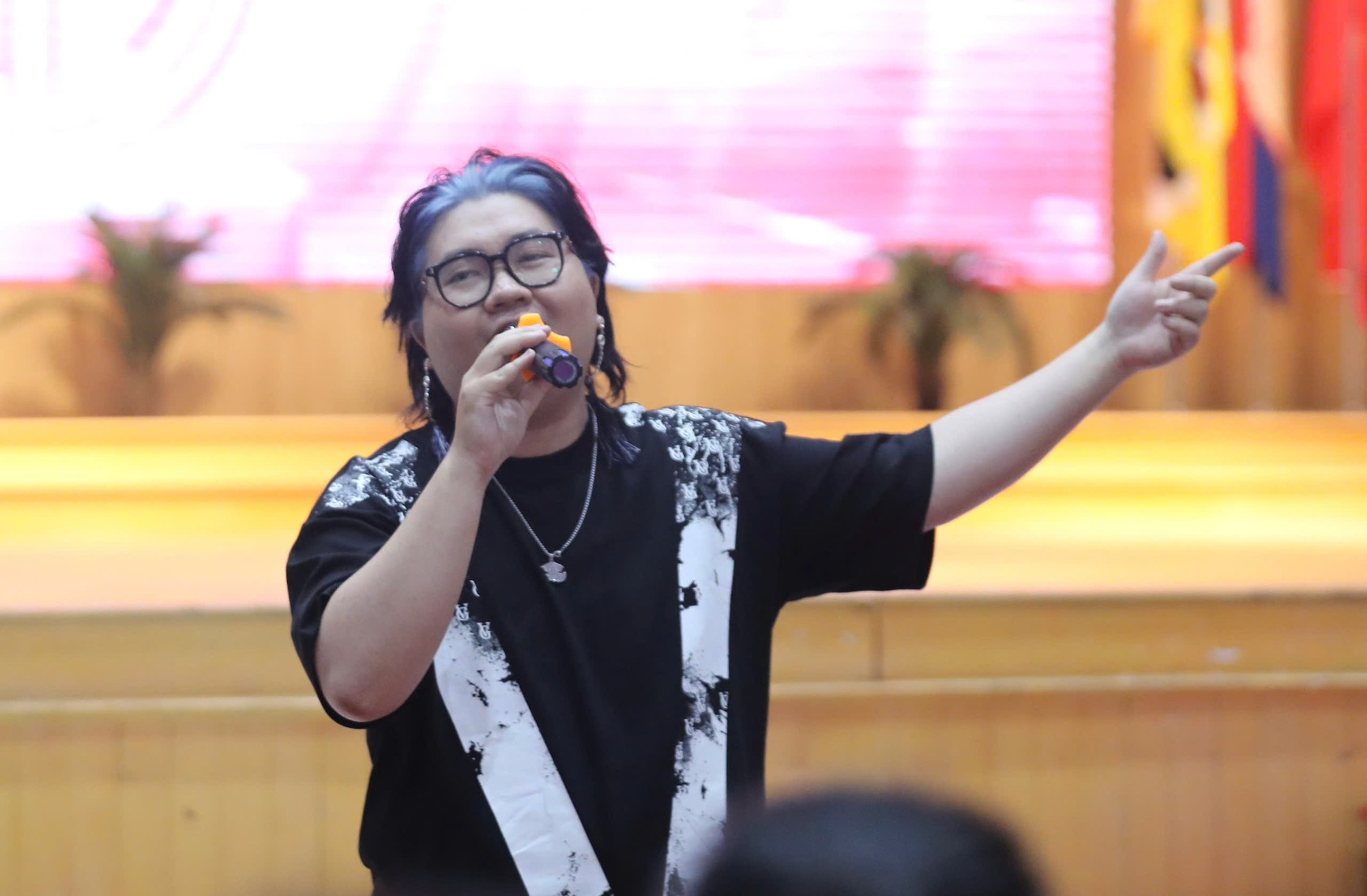 Avin Lu, rapper Tọi, Hiếu Nguyễn khuấy động ngày hội tuyển sinh Hoa hậu Việt Nam ảnh 8