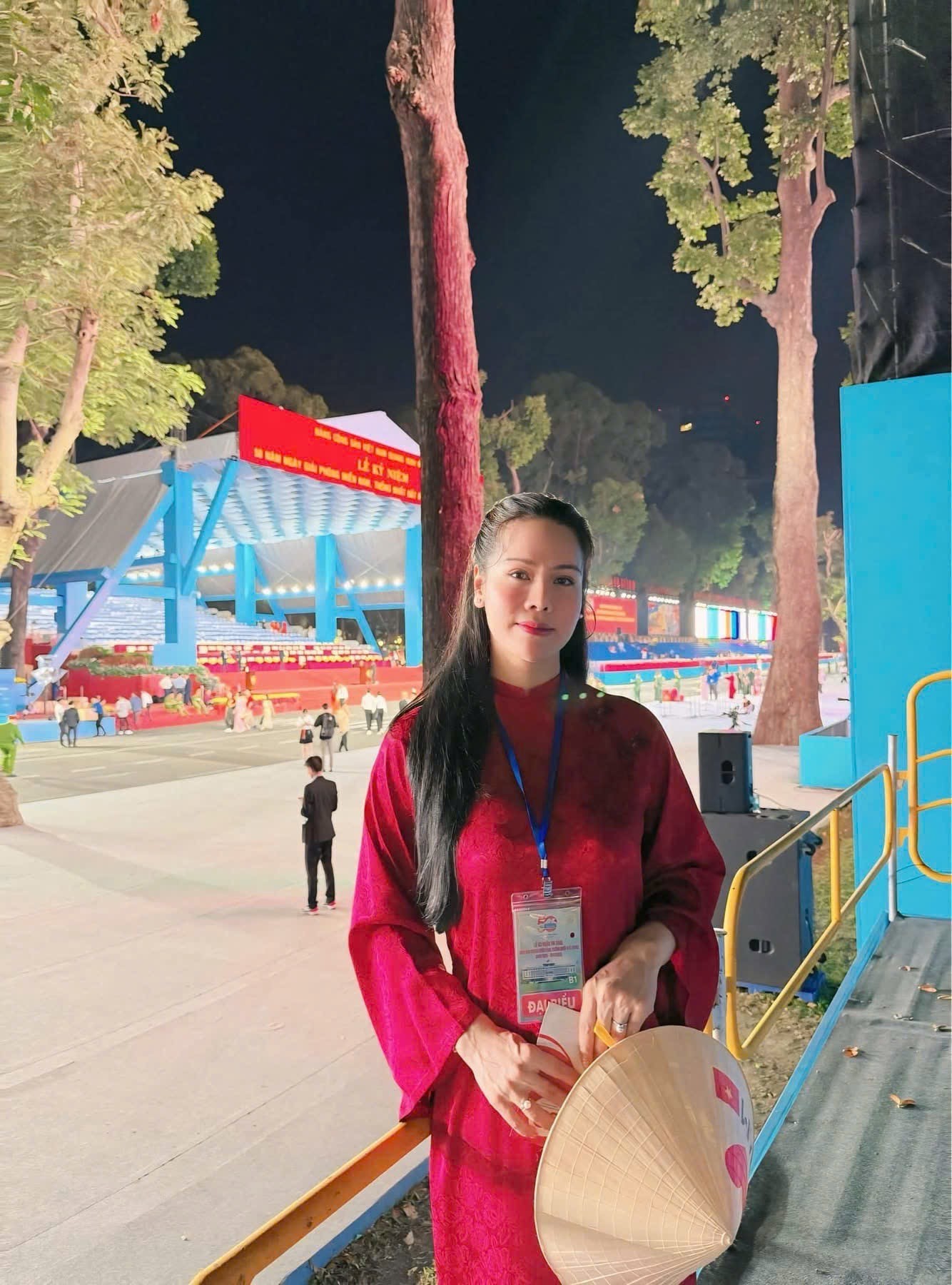 Hoa hậu Thanh Thủy, Tiểu Vy cùng 50 nghệ sĩ có mặt từ 2h sáng chờ diễu binh, diễu hành ảnh 7