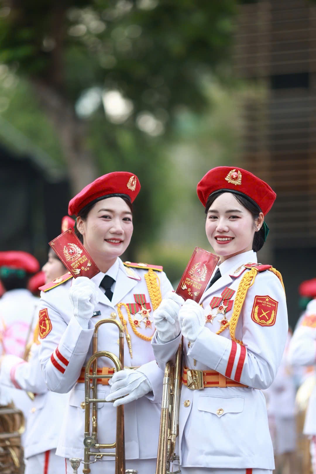 Cận nhan sắc nữ chiến sĩ trong Lễ diễu binh, diễu hành 30/4 ảnh 4