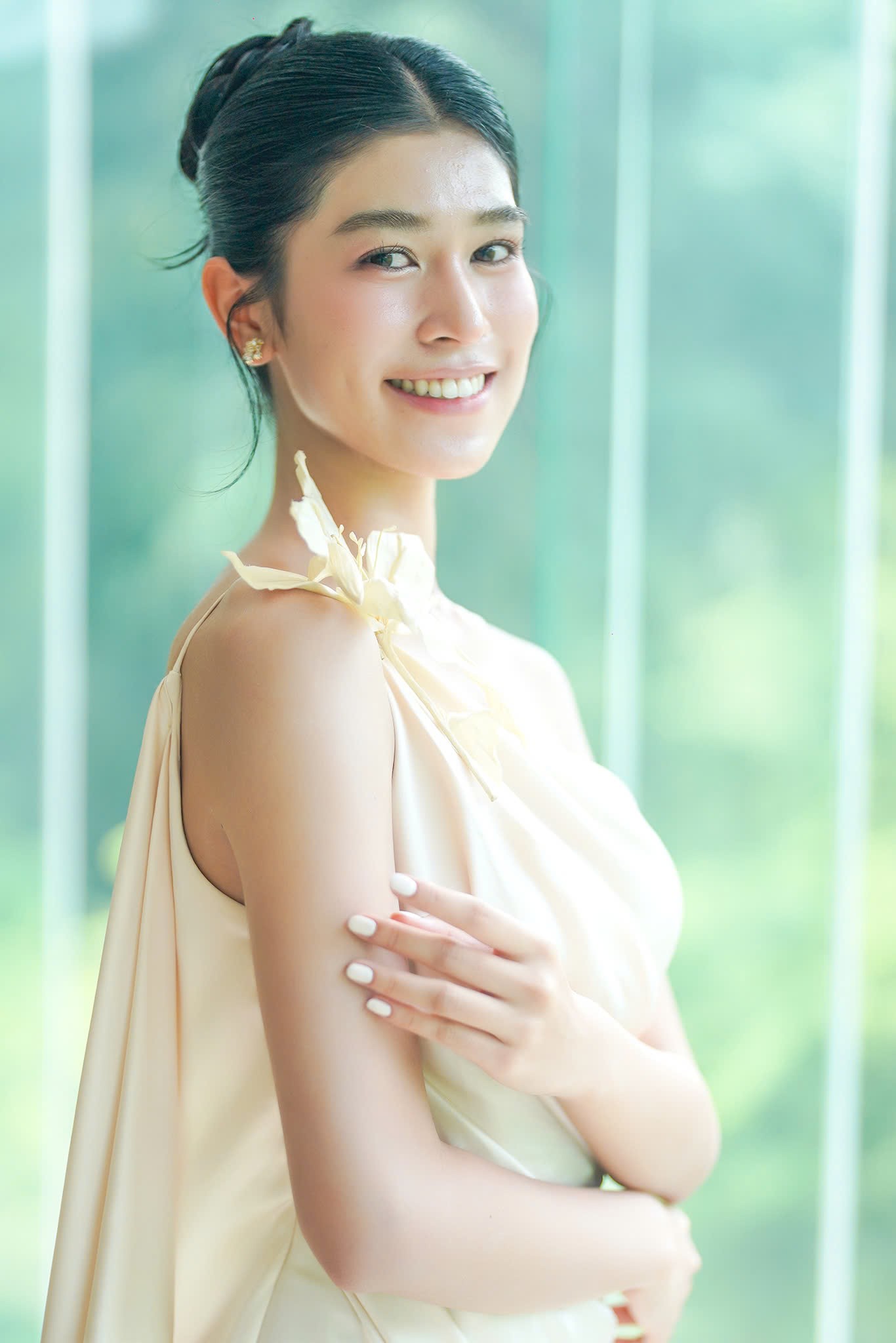'Con nhà người ta' vào chung kết Hoa hậu Việt Nam: Thành thạo tiếng Anh - Pháp, đạt giải piano quốc tế năm 13 tuổi ảnh 11